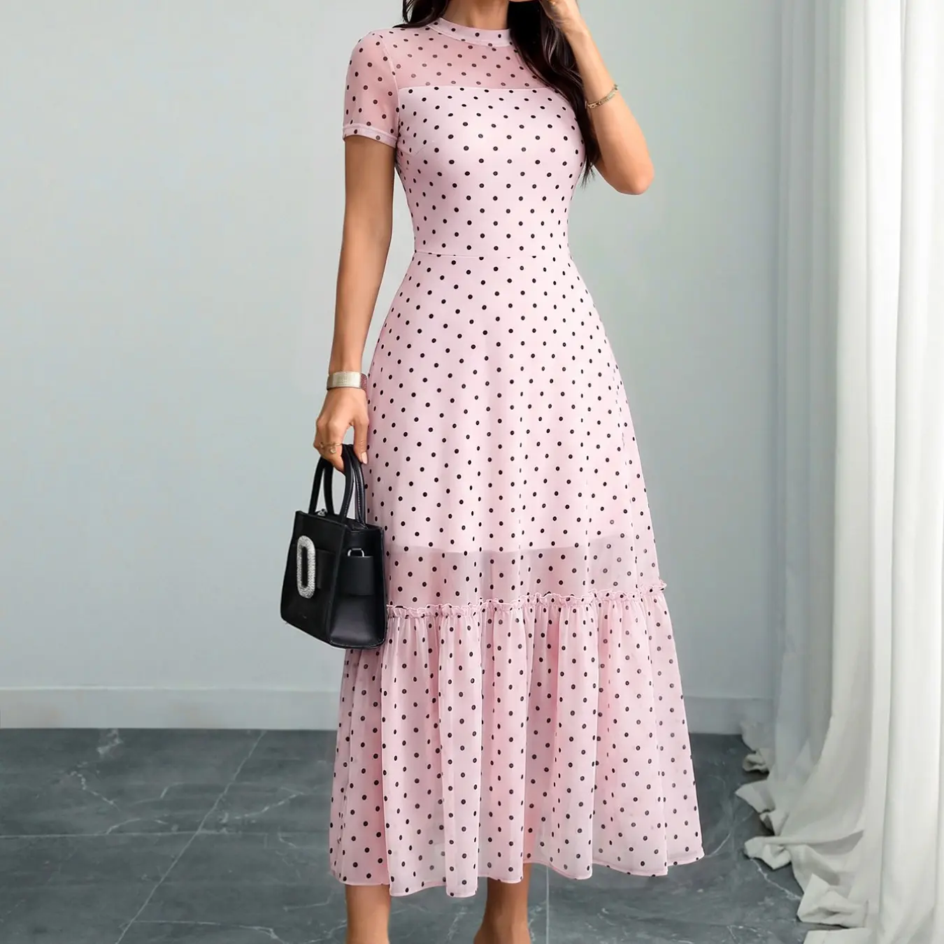 Vestido Midi de Malla con Estampado y Cuello Alto