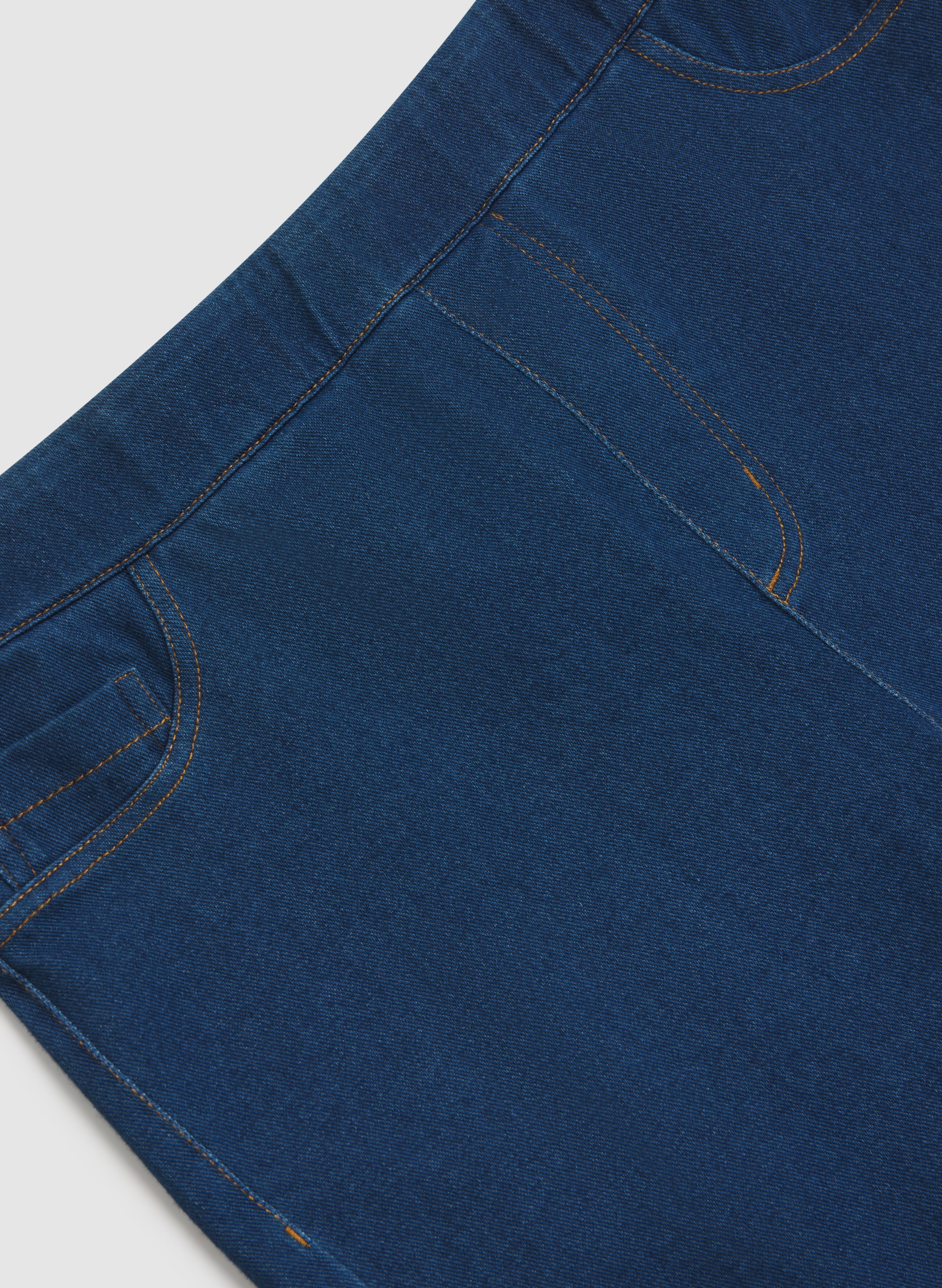 Comfort Stretch Straight-Leg Jeans-Tactilefable