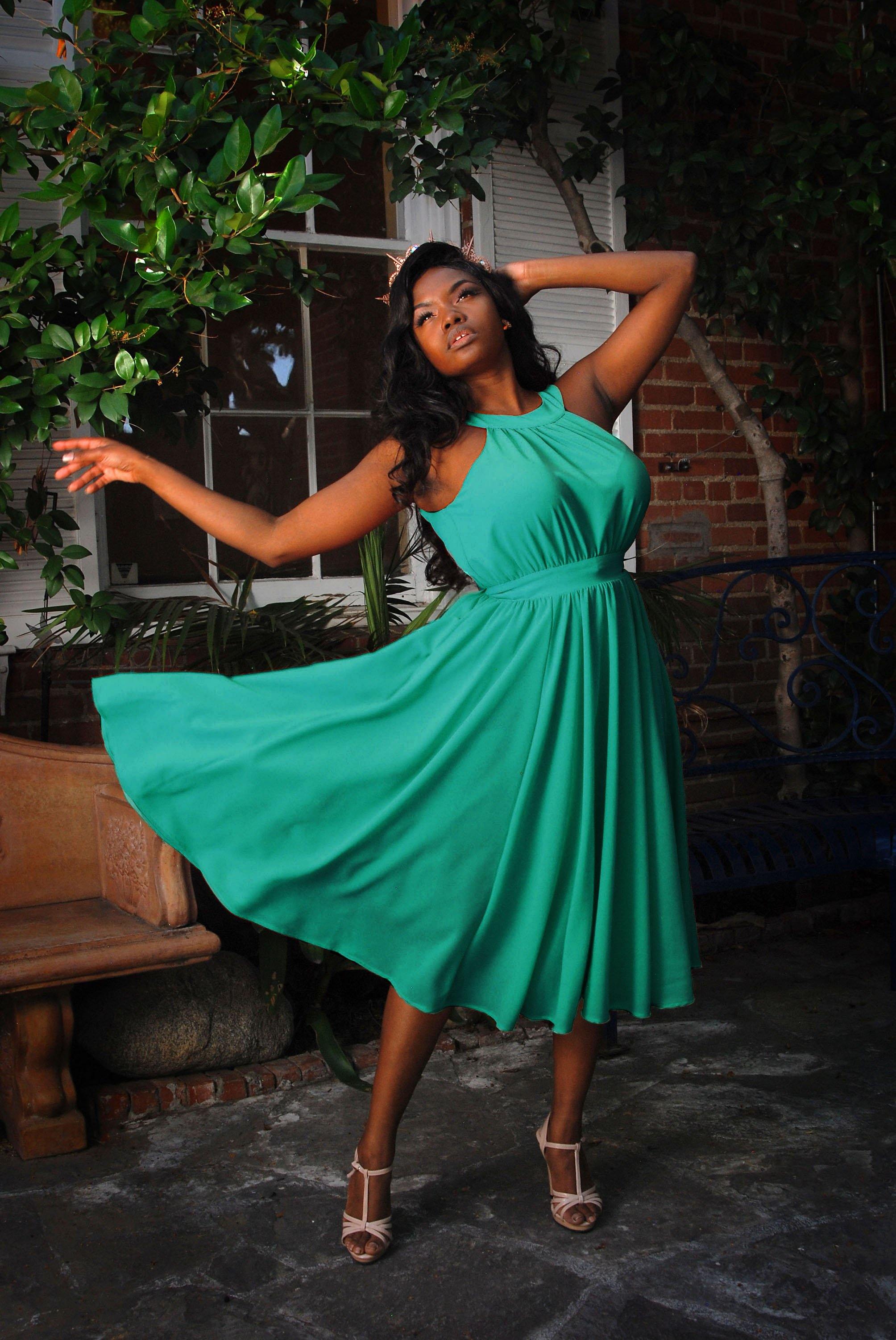 Maybelle Gathered Swing Dress in Solid Jade | Laura Byrnes-Tactilefable