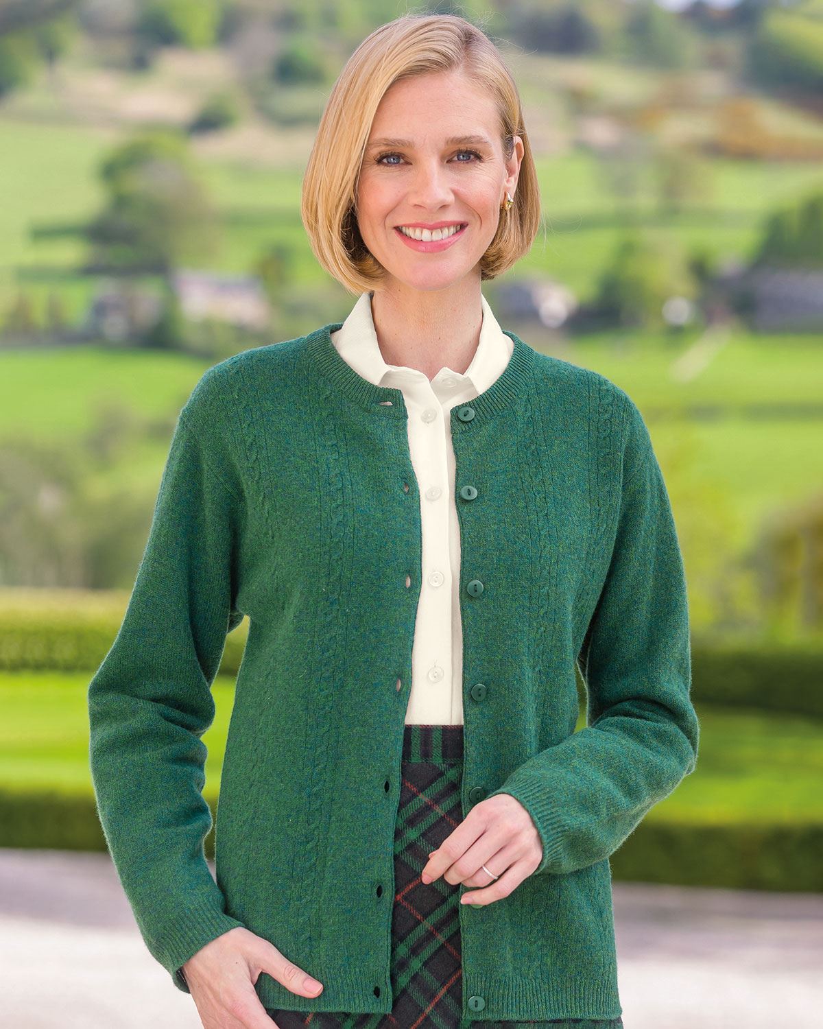 Ladies’ Pure Lambswool Cable Knit Cardigan – Forest-Tactilefable