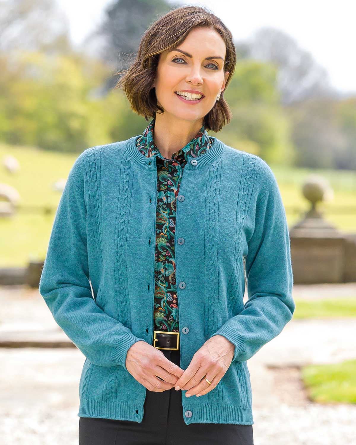 Ladies’ Pure Lambswool Cable Knit Cardigan – Nordic Blue-Tactilefable