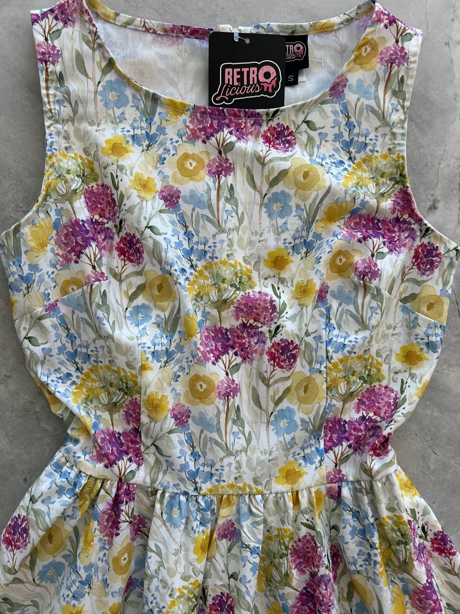 Wildflower Vintage Dress | Retrolicious-Tactilefable
