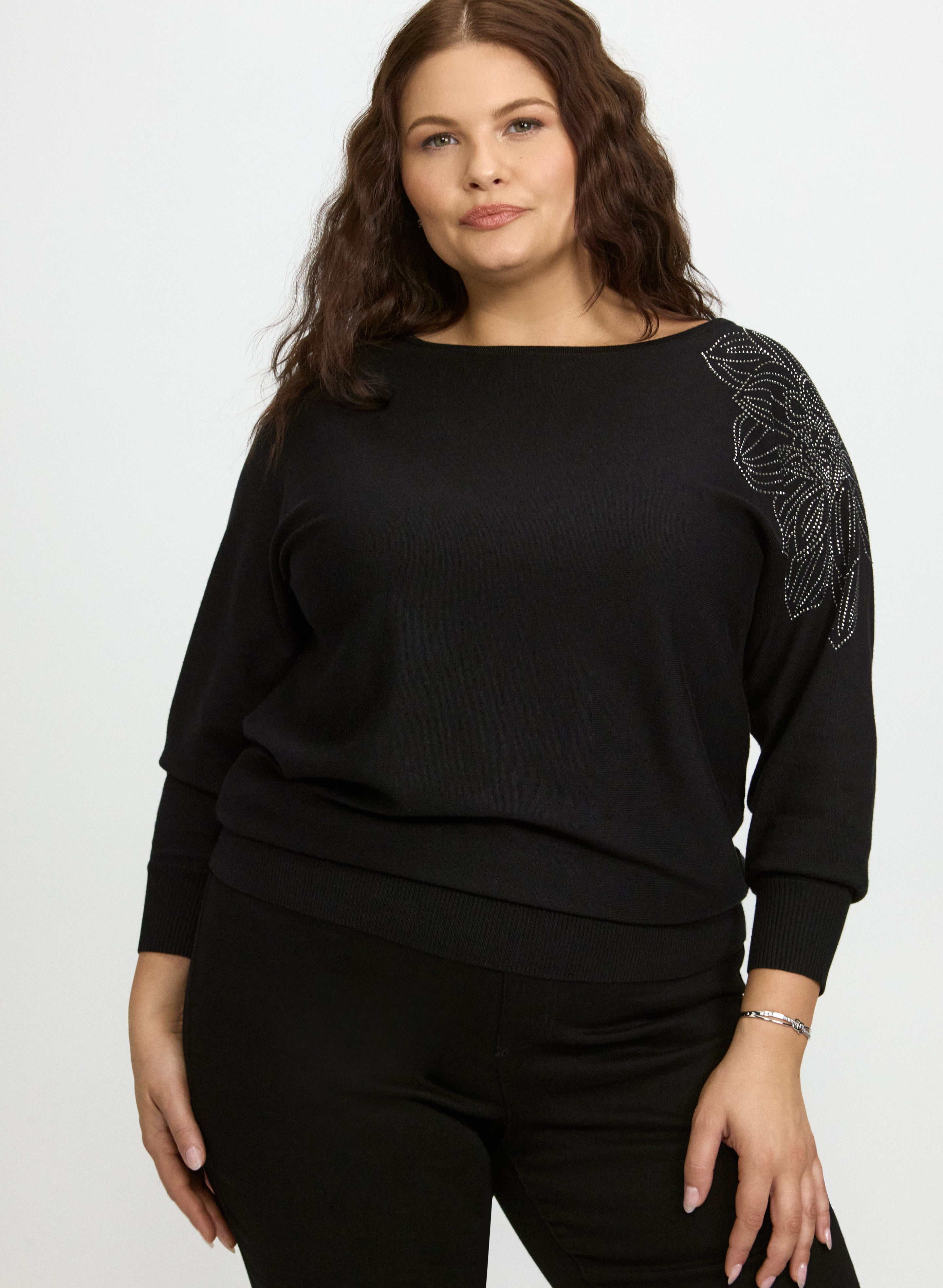 Floral Rhinestone Pullover-Tactilefable