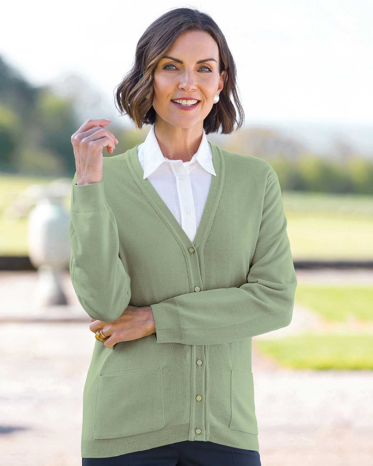 Ladies’ Pure Merino Wool V-Neck Cardigan – Sage-Tactilefable