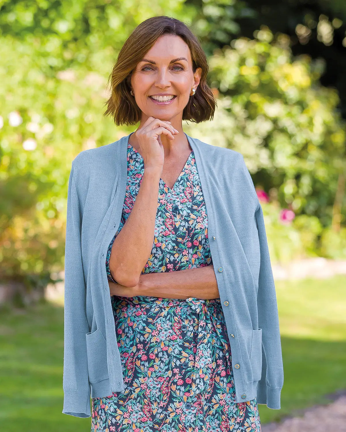 Ladies’ Pure Merino Wool V-Neck Cardigan – Pale Blue-Tactilefable