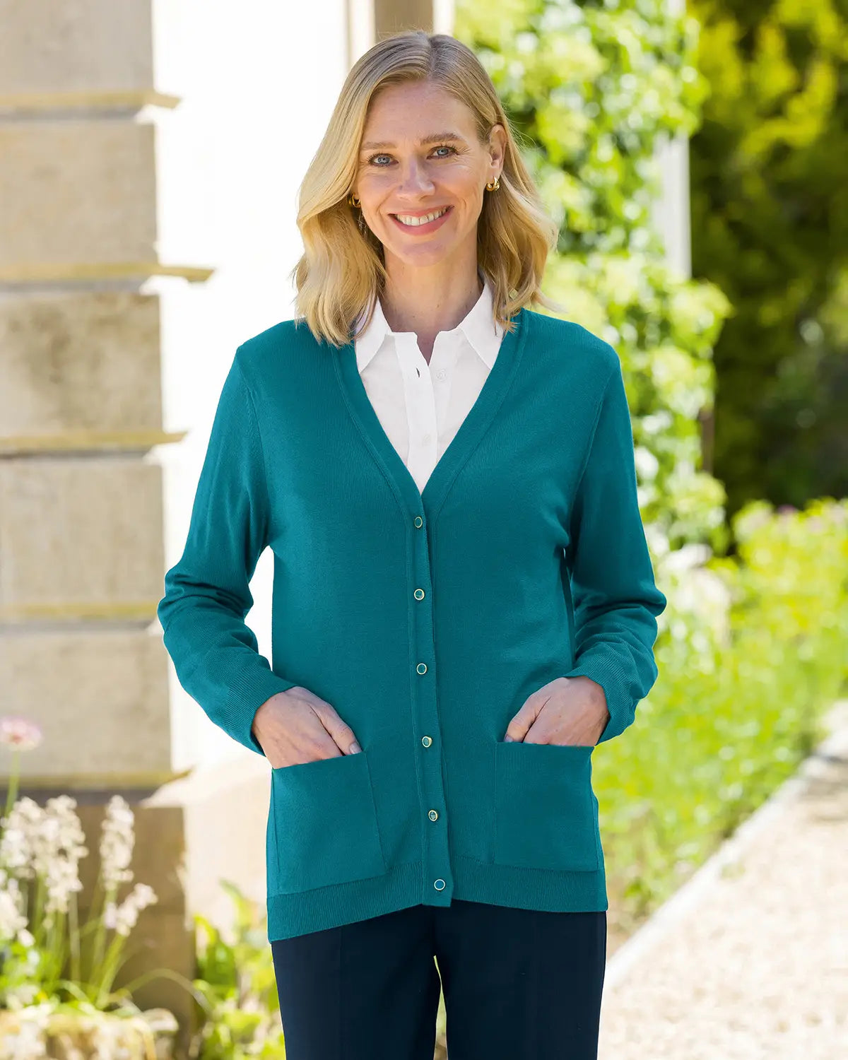 Ladies’ Pure Merino Wool V-Neck Cardigan – Teal-Tactilefable