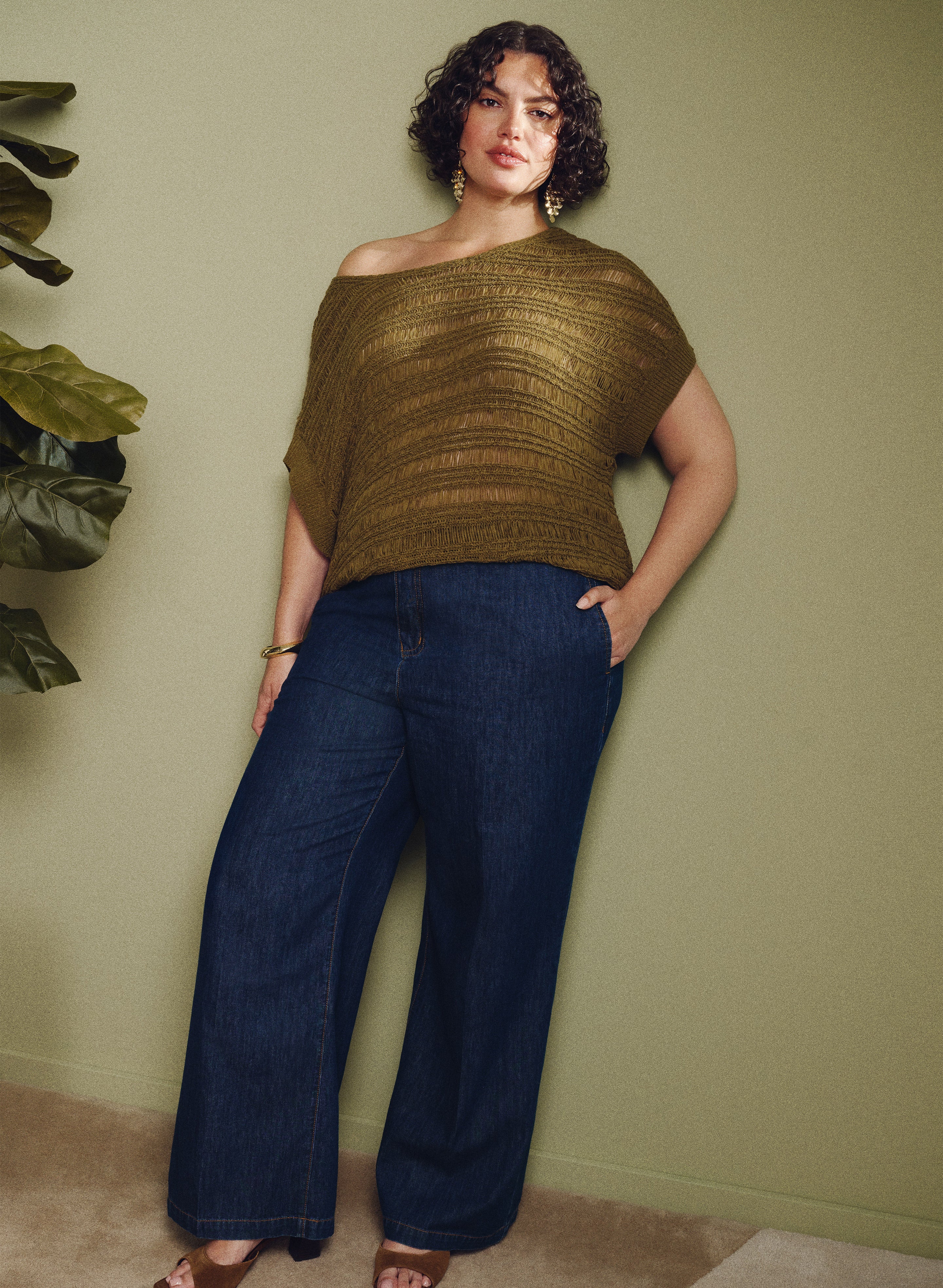 Boat Neck Short Sleeve Knit-Tactilefable