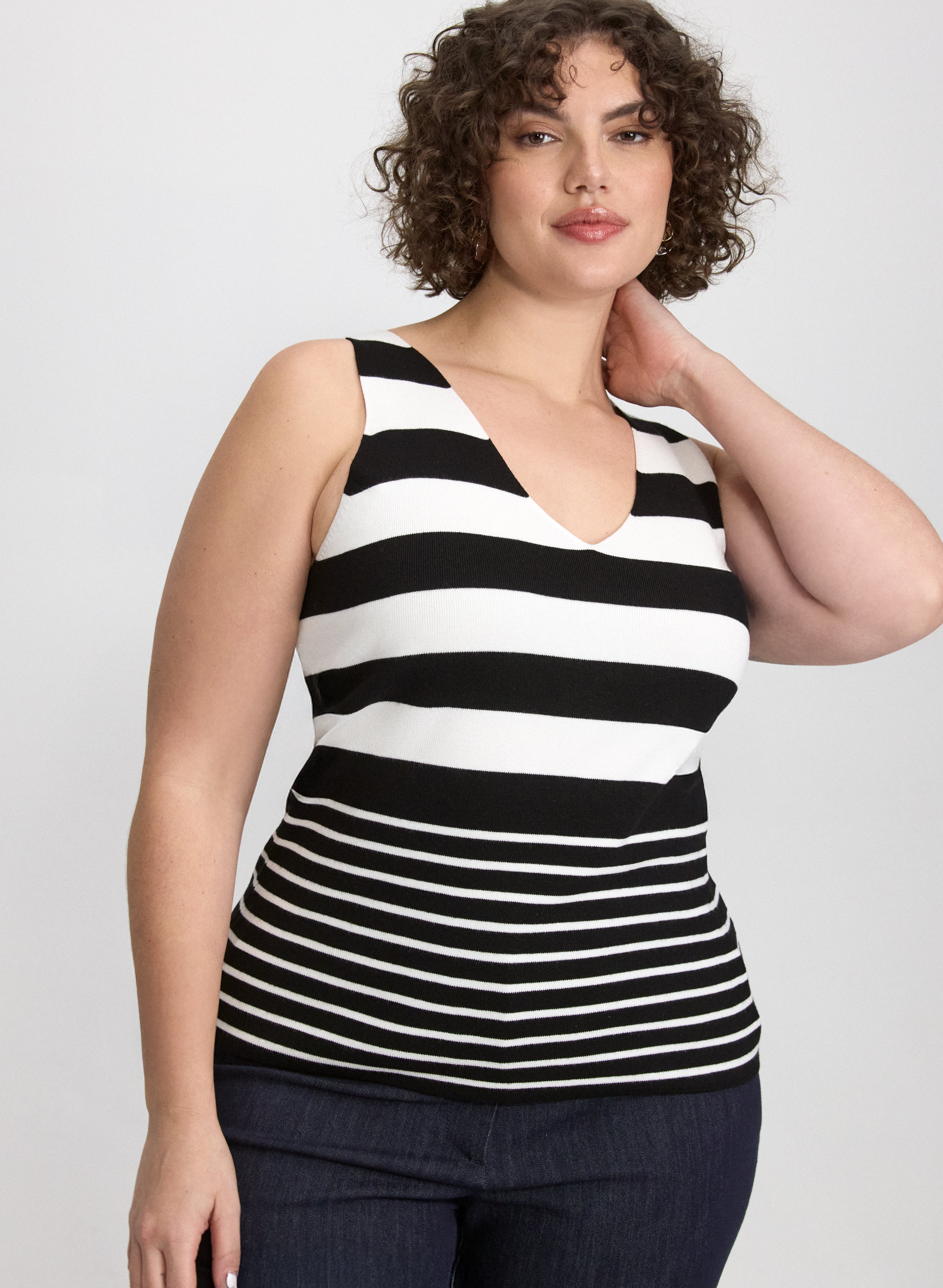 Sleeveless Stripe Knit-Tactilefable