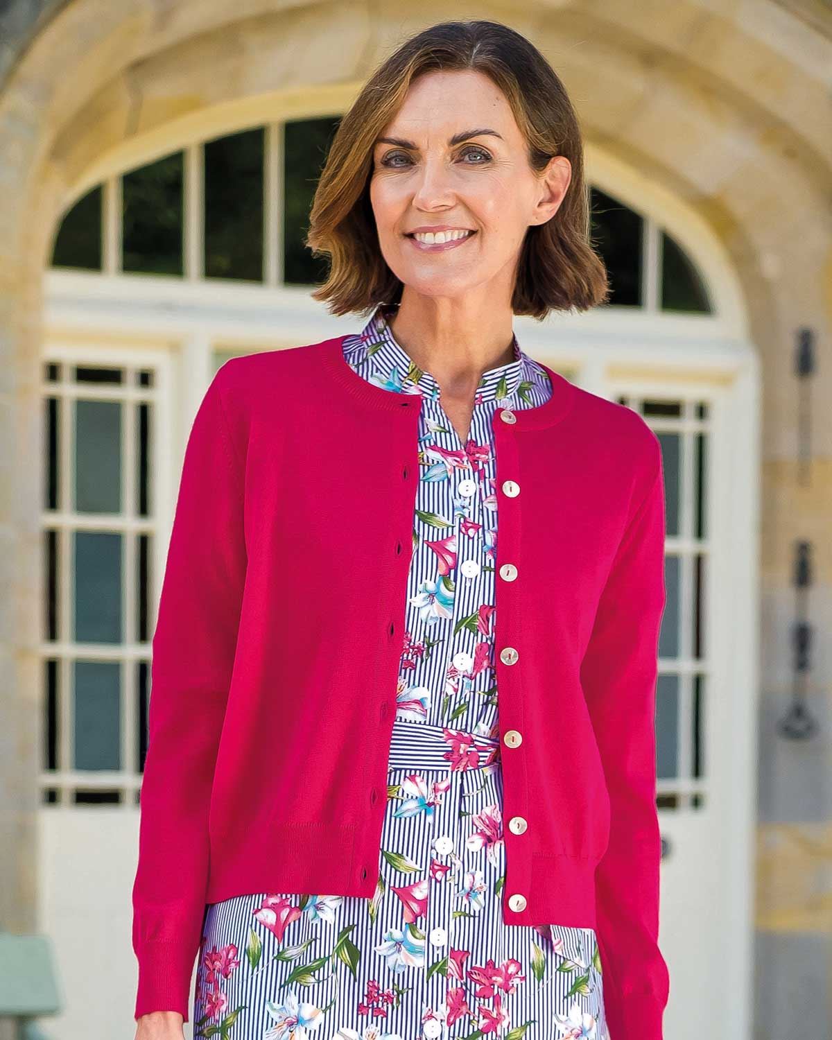 Ladies’ Pure Merino Wool Short Cardigan – Cyclamen-Tactilefable
