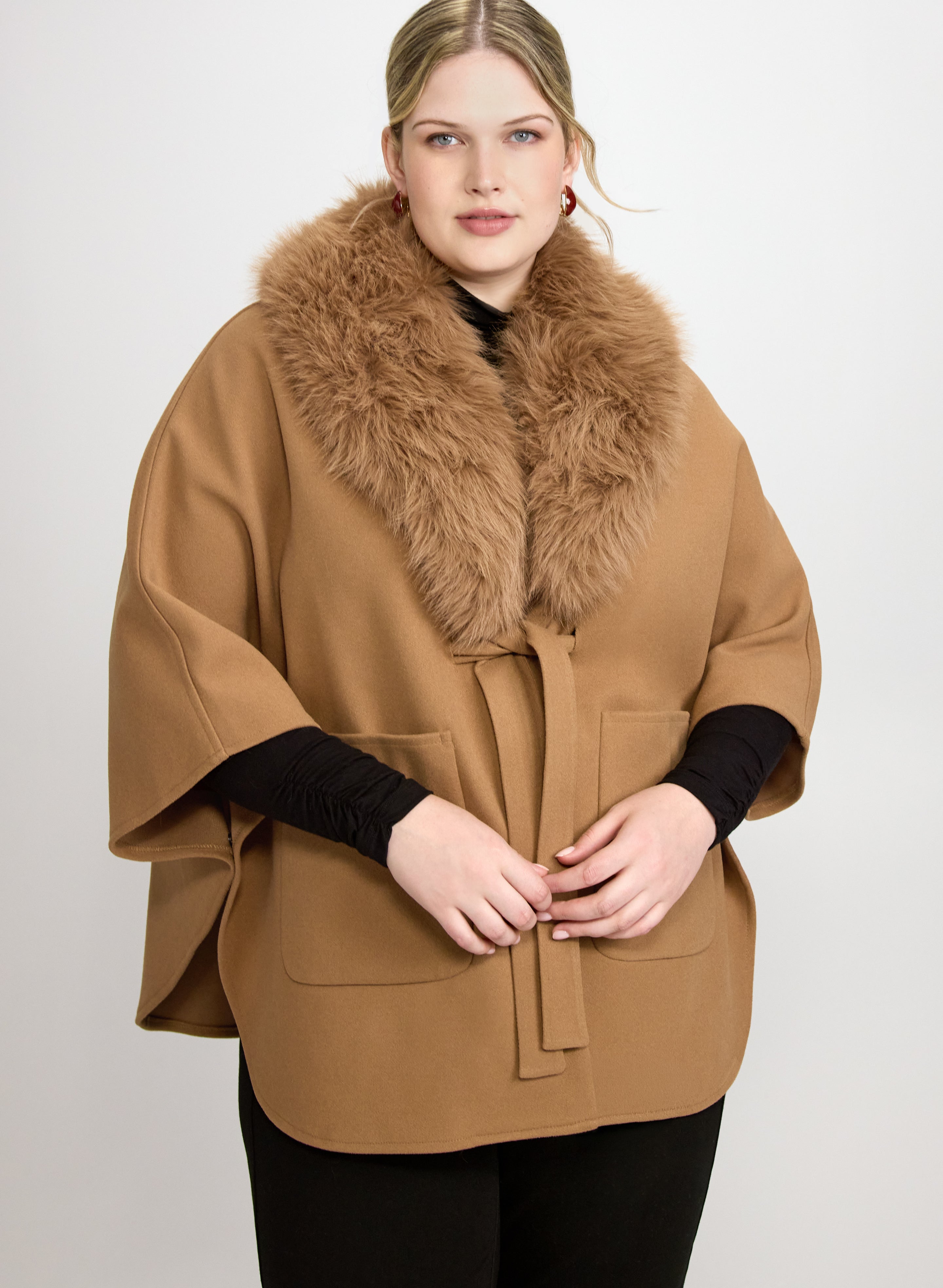 Faux-Fur Poncho-Tactilefable