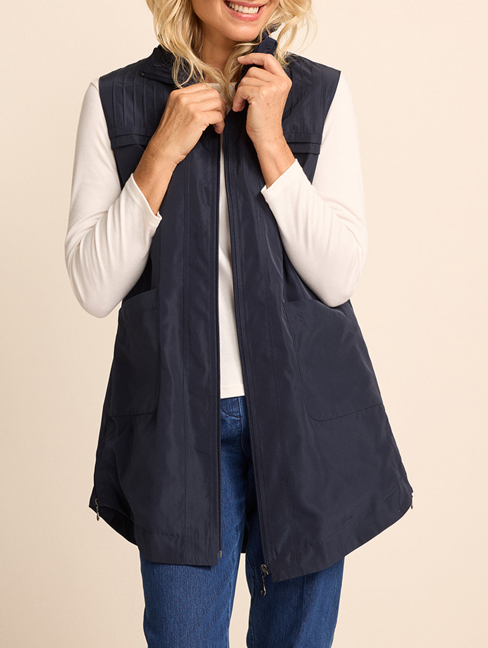 Empress Longline Vest-Tactilefable