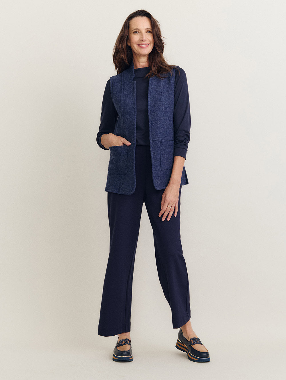 Kela Vest-Tactilefable