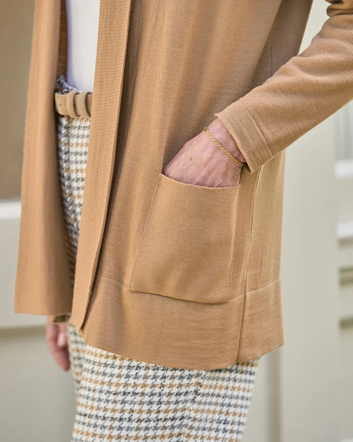 LadiesMerino Wool Blend Cardigan – Caramel-Tactilefable