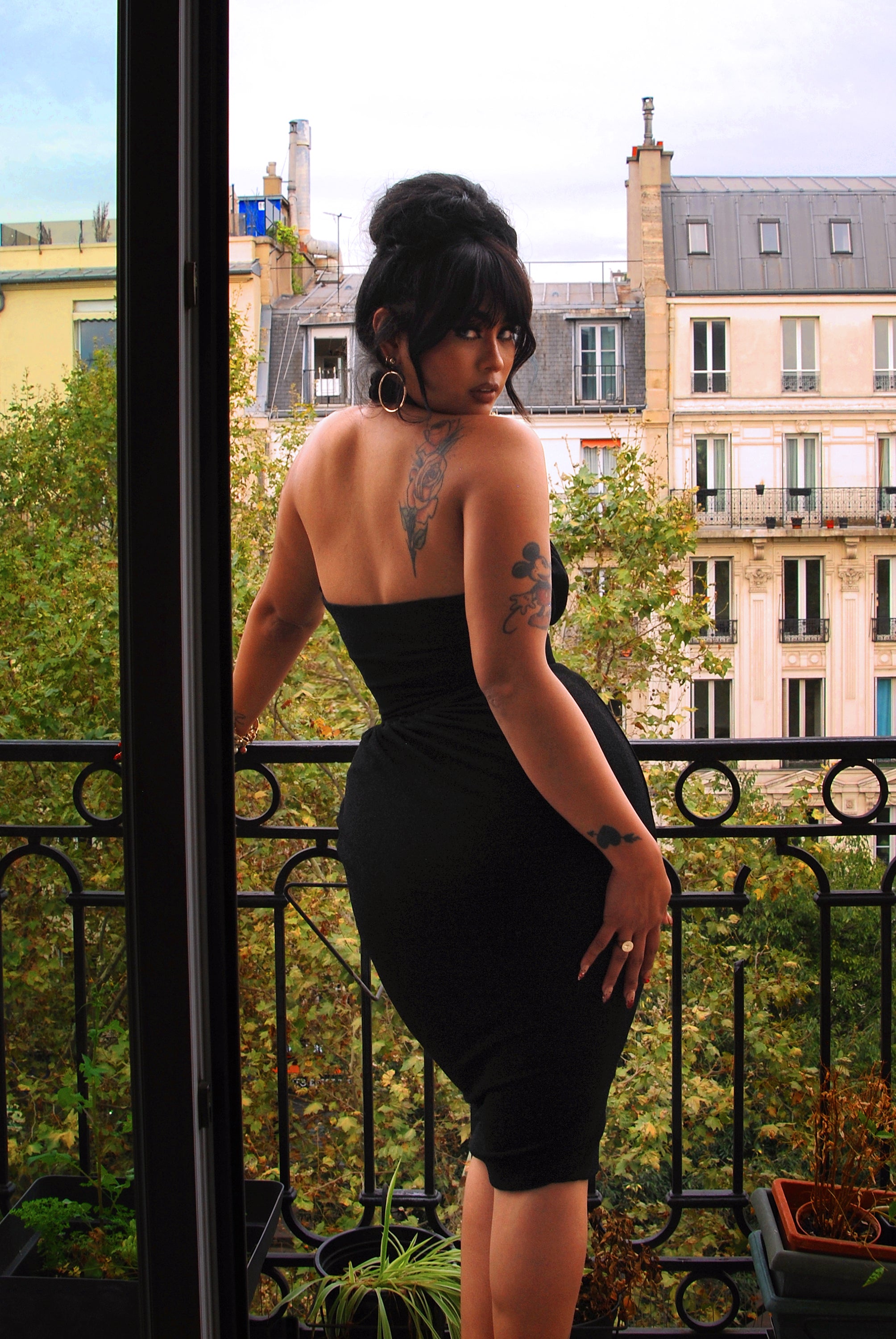 Malia Wiggle Dress in Black Lurex | Laura Byrnes Designs-Tactilefable