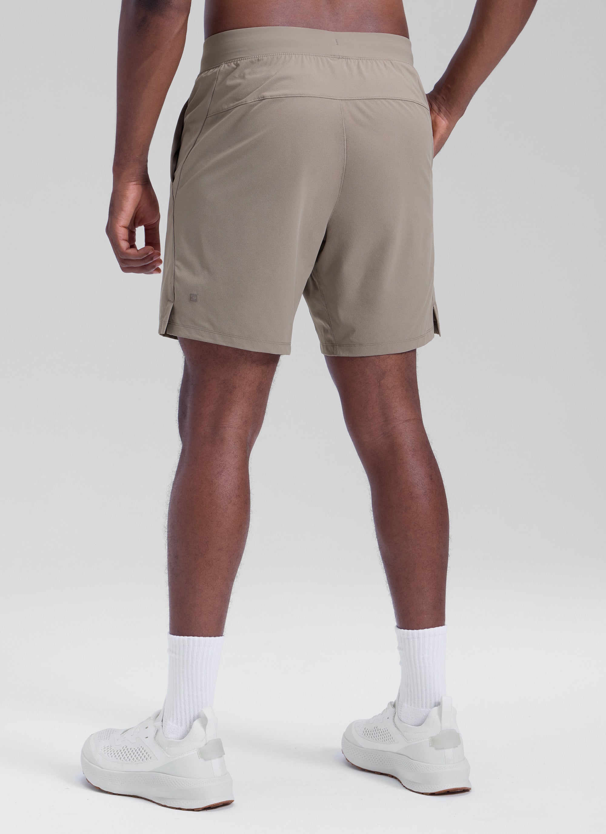 Motion Linerless Pocket Workout Shorts 7"-Tactilefable