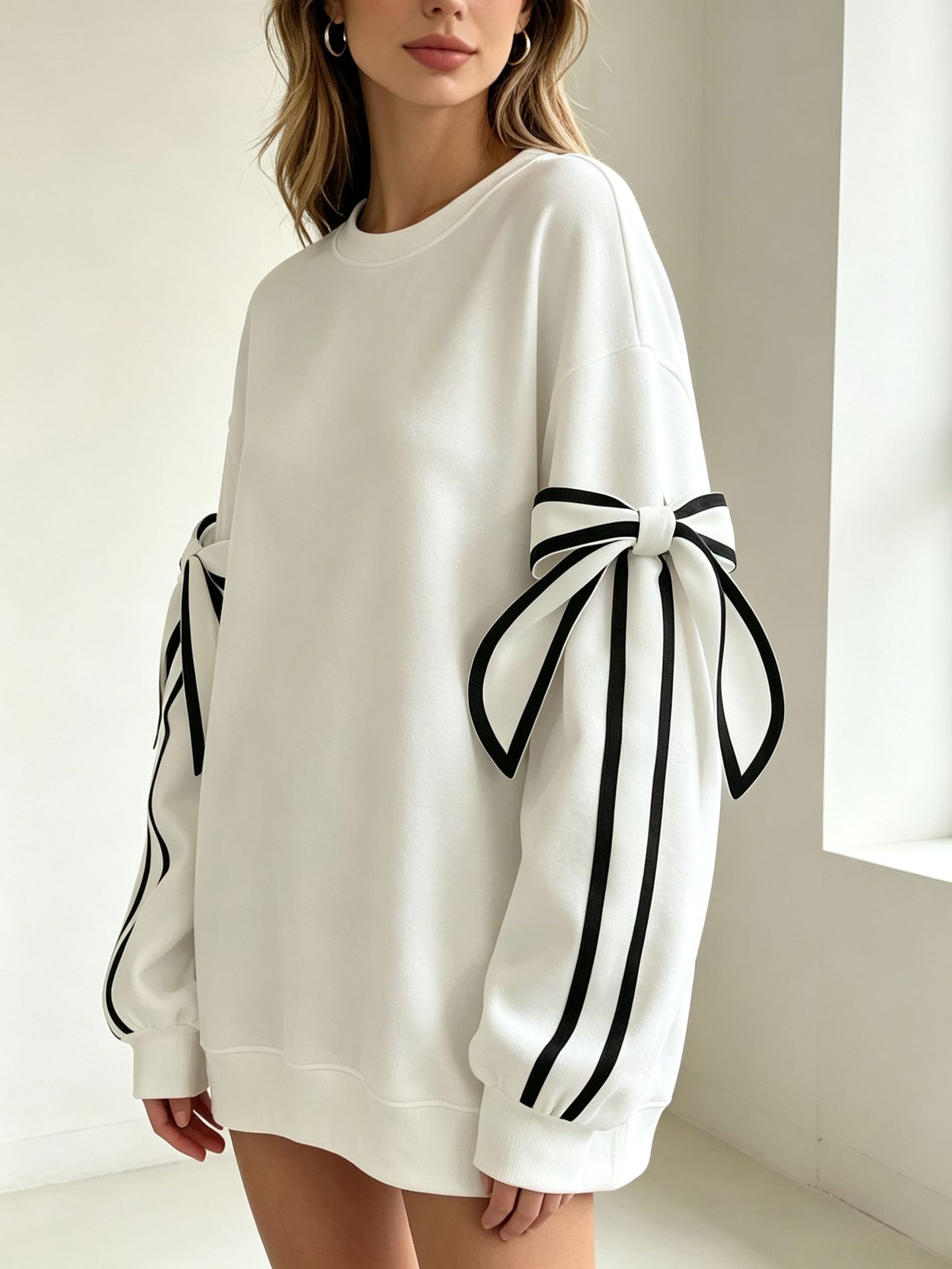 Women Cute Contrast Stripe Bow‑Knot Long Sleeve Sweatshirt, Crew Neck Baggy Relaxed‑Fit Pullover, Big Bow Decor Lantern Sleeve Fashion Streetwear Top-TACTILEFABLE