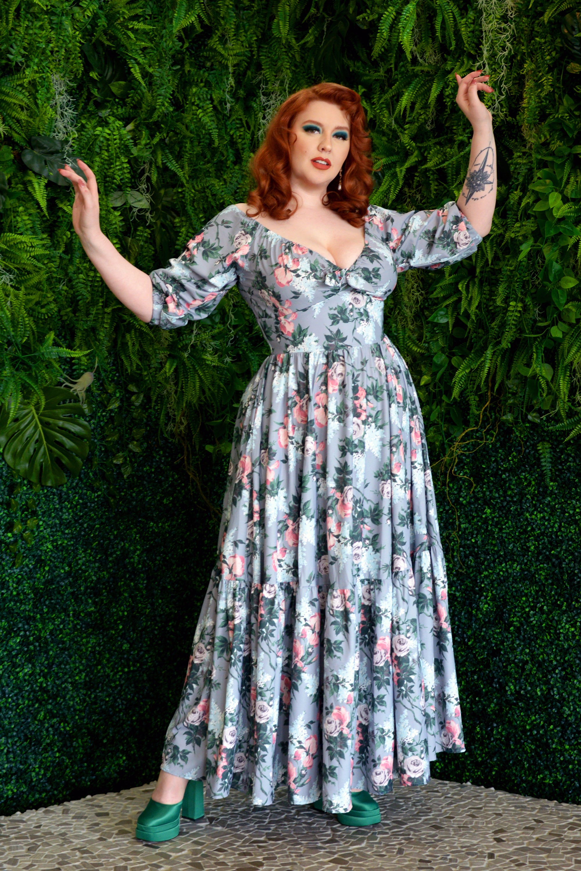 Molly 70s Floral Vintage Maxi Gown in J'adore Paris Bella Roses Print-Tactilefable