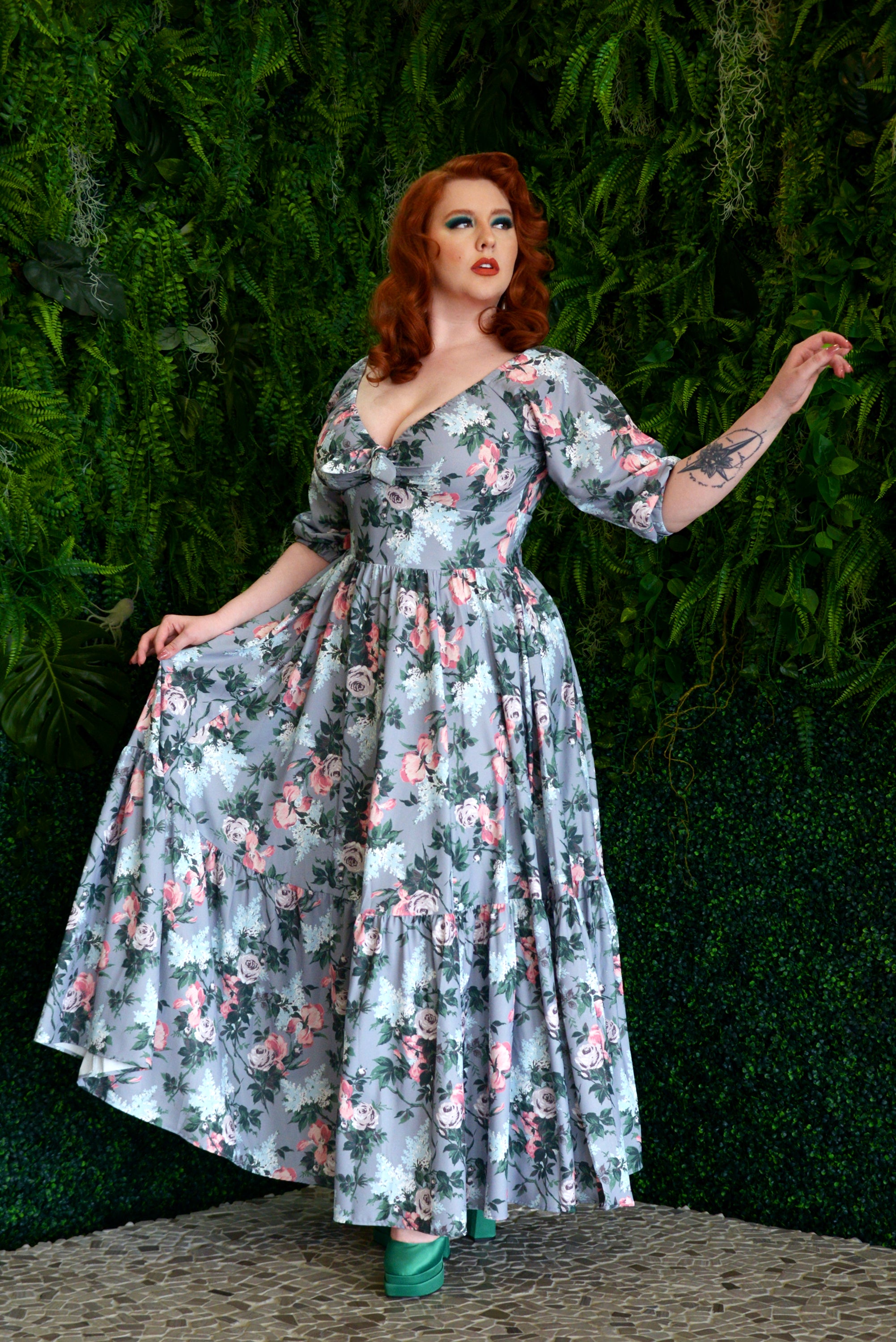 Molly 70s Floral Vintage Maxi Gown in J'adore Paris Bella Roses Print-Tactilefable