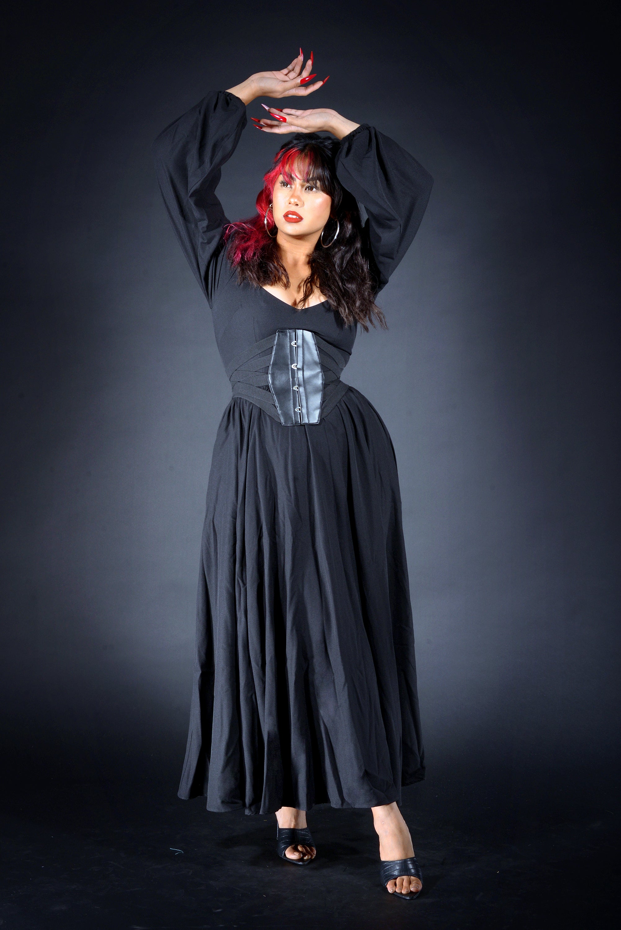 Lucrezia Renaissance Maxi Gown in Solid Black-Tactilefable