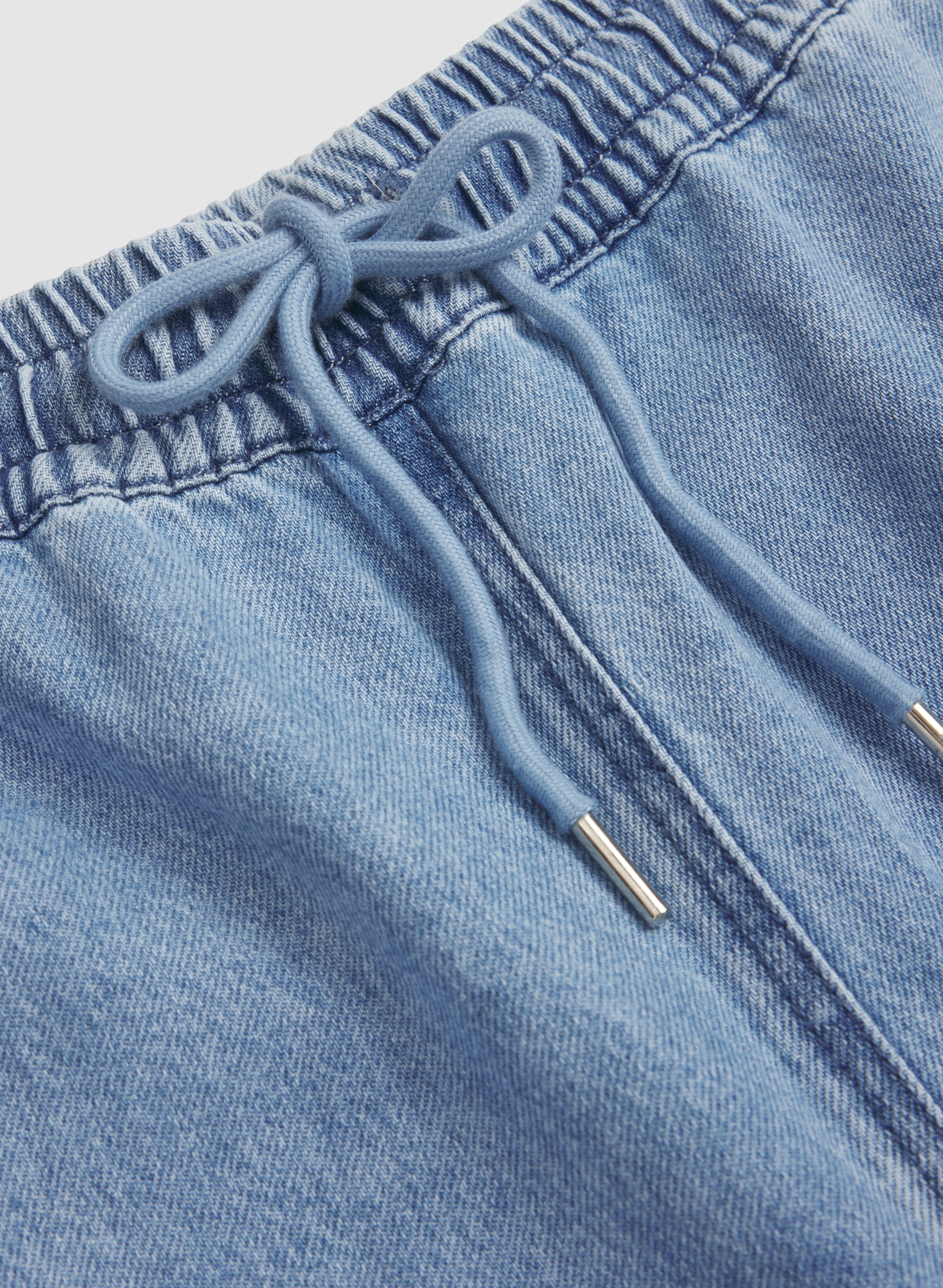 Wide-Leg Jeans-Tactilefable