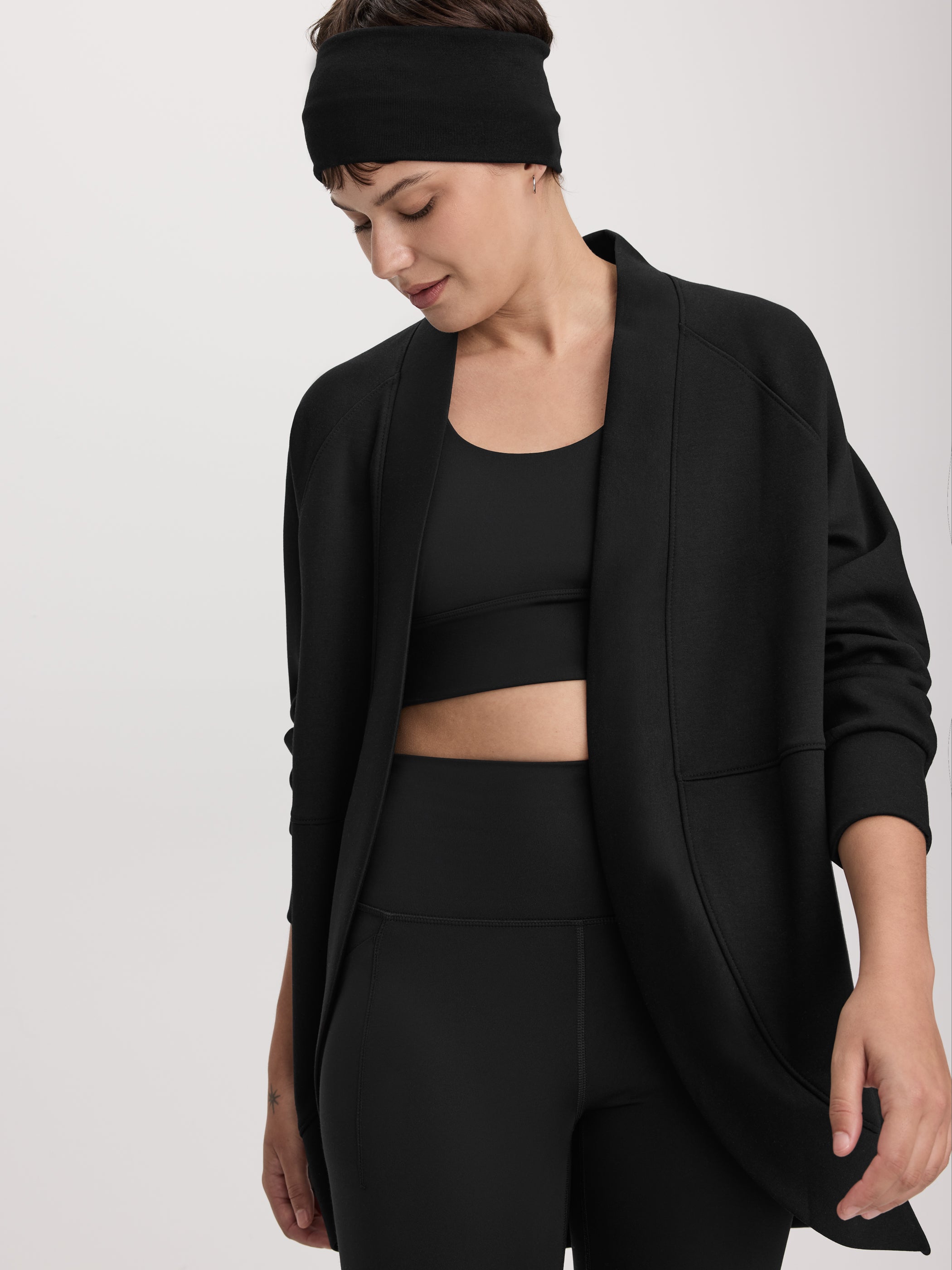 Long-Sleeve Open Cardigan with Pockets - HYLUX Hyba-Tactilefable