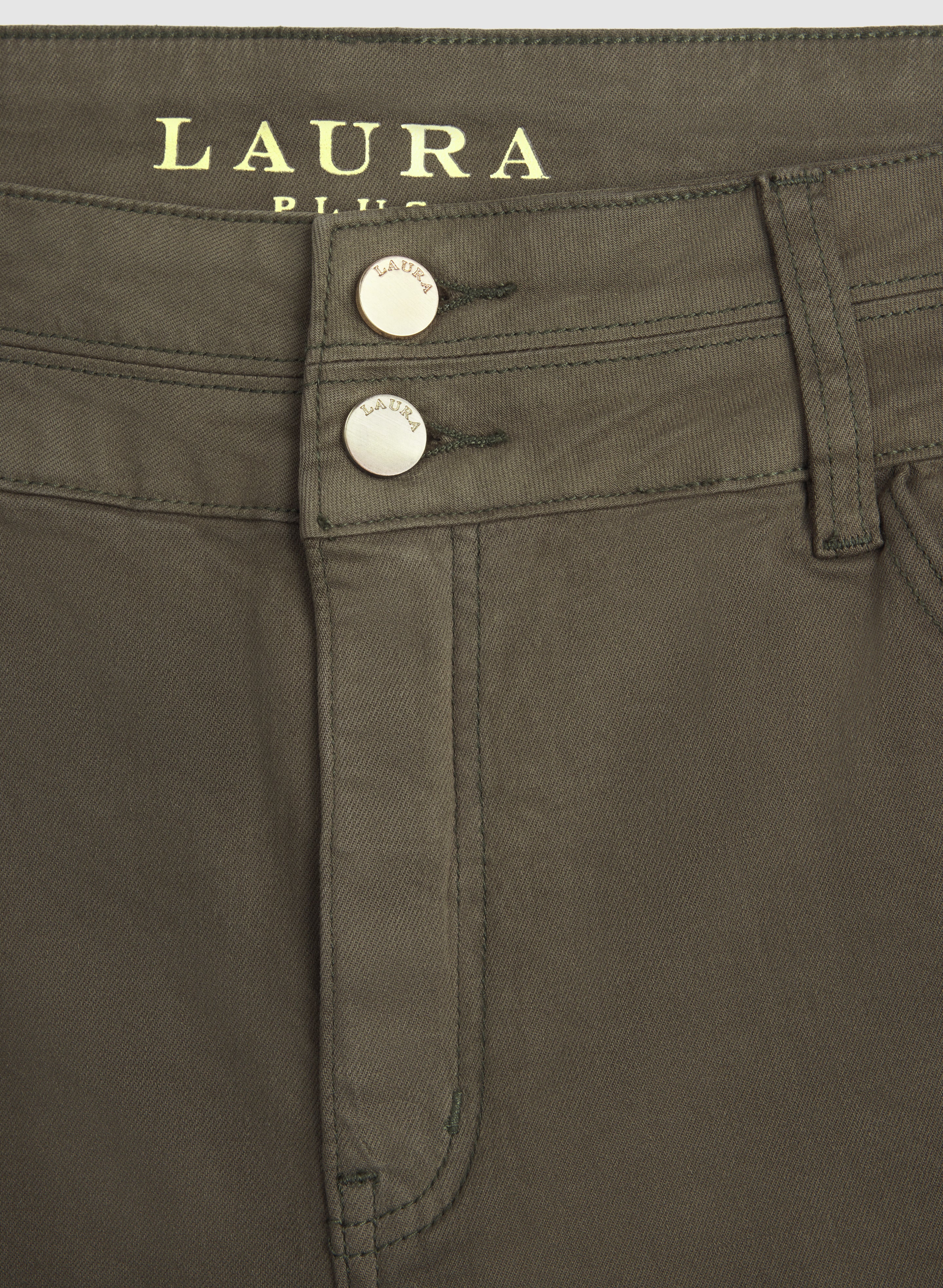 Flare-Leg Jeans-Tactilefable