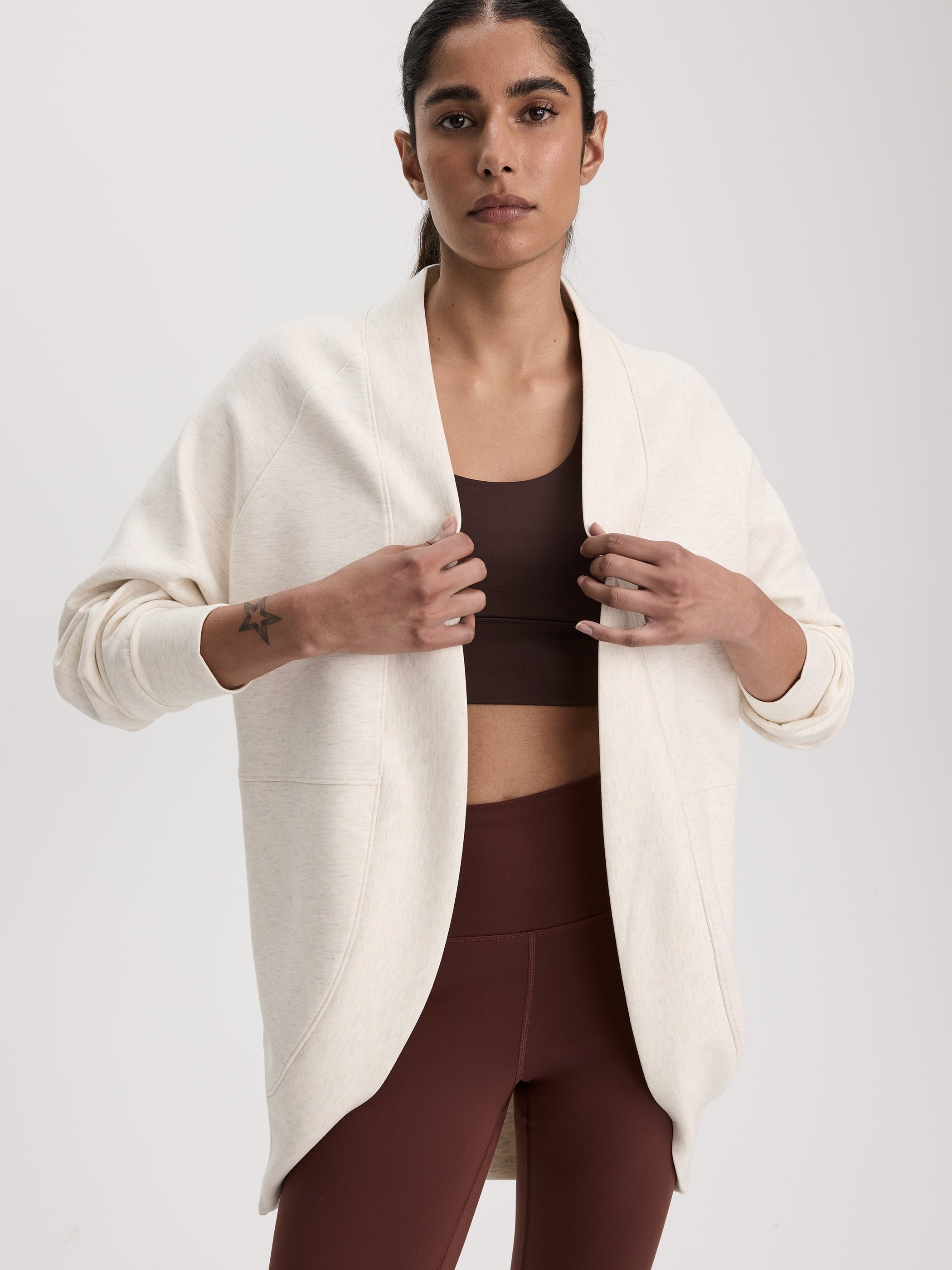 Long-Sleeve Open Cardigan with Pockets - HYLUX Hyba-Tactilefable