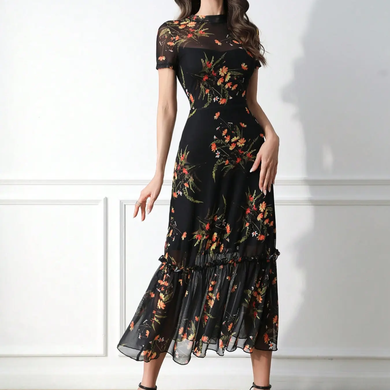 Vestido Midi de Malla con Estampado y Cuello Alto