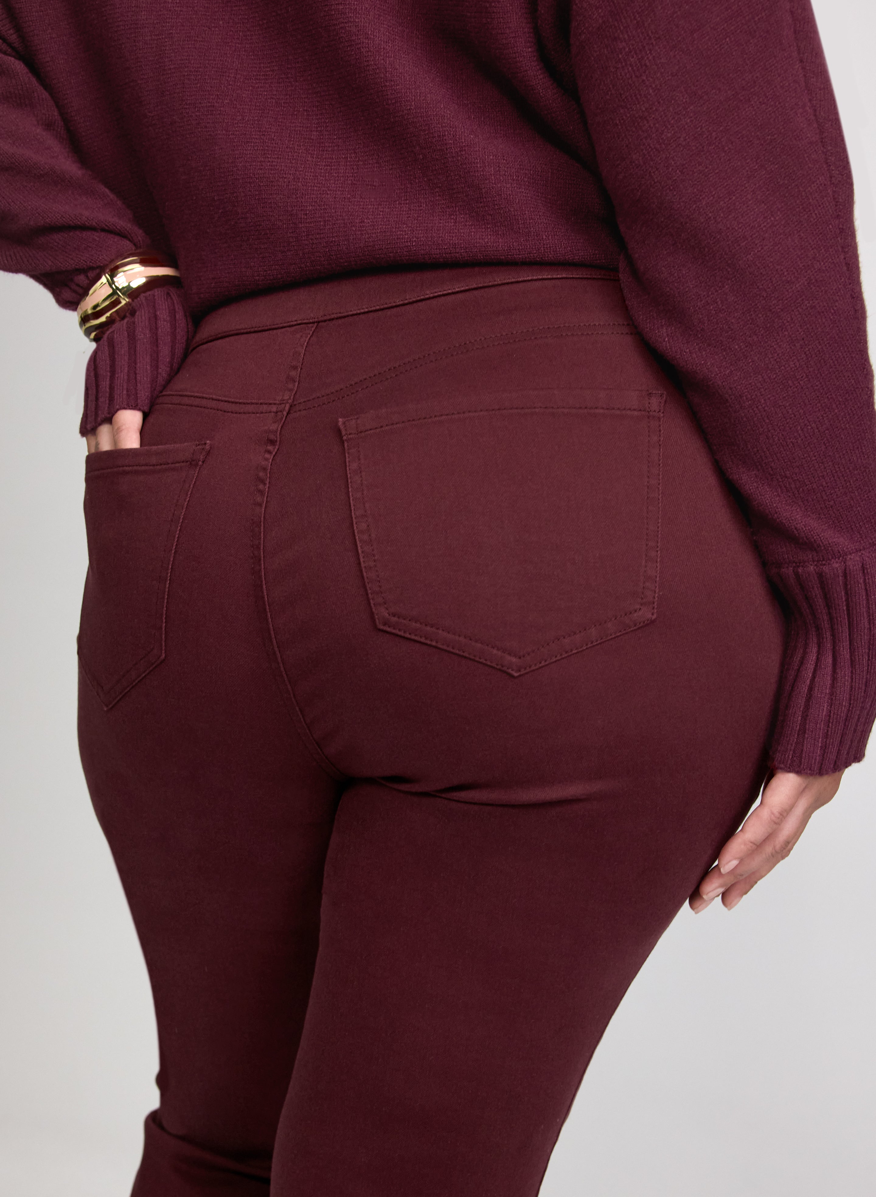 Straight-Leg Pull-On Jeans-Tactilefable