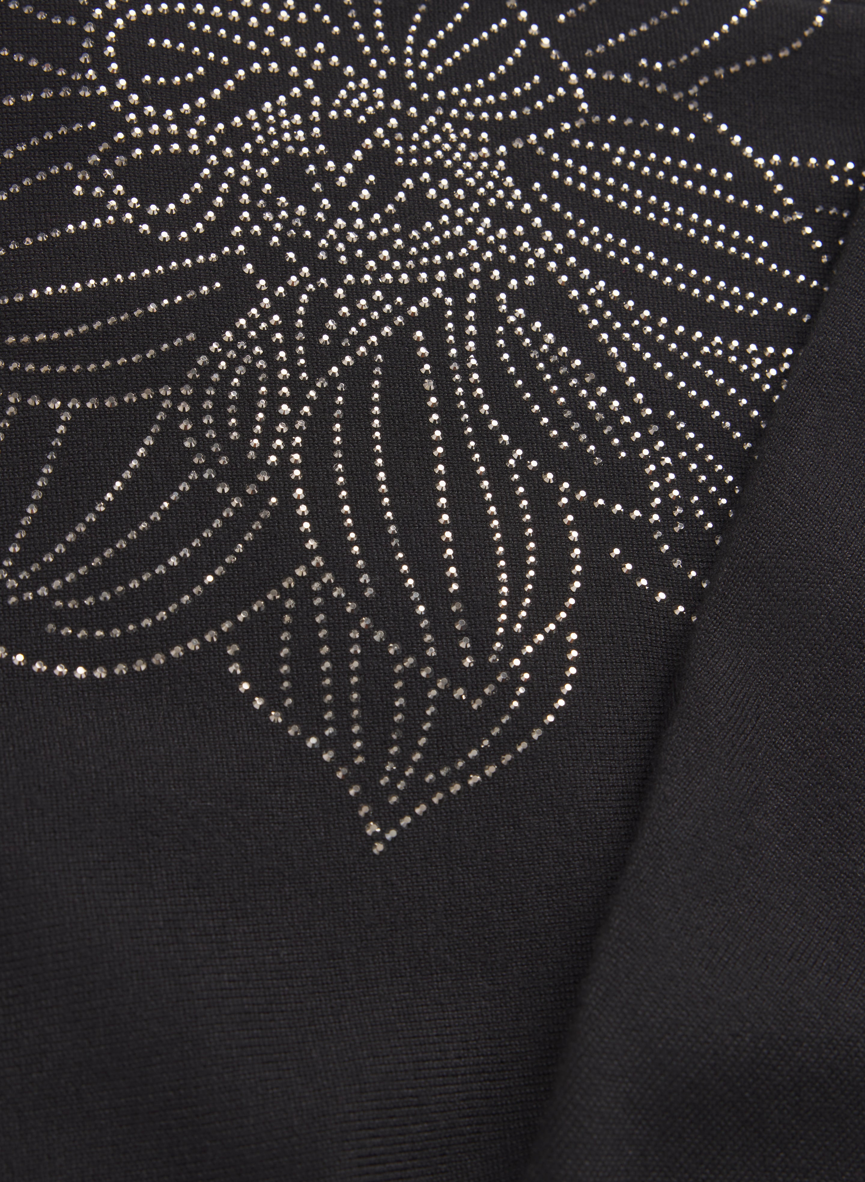 Floral Rhinestone Pullover-Tactilefable