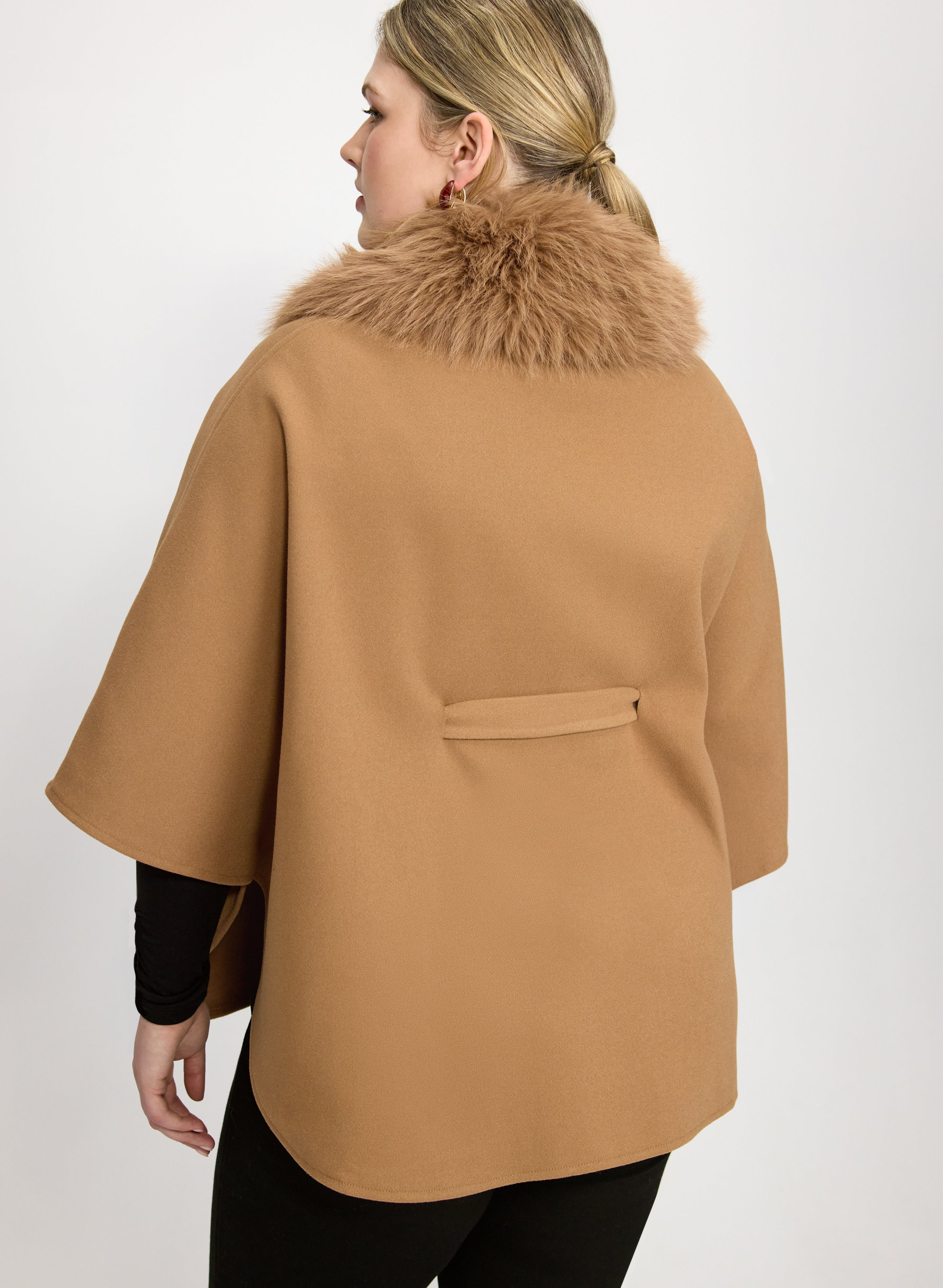 Faux-Fur Poncho-Tactilefable