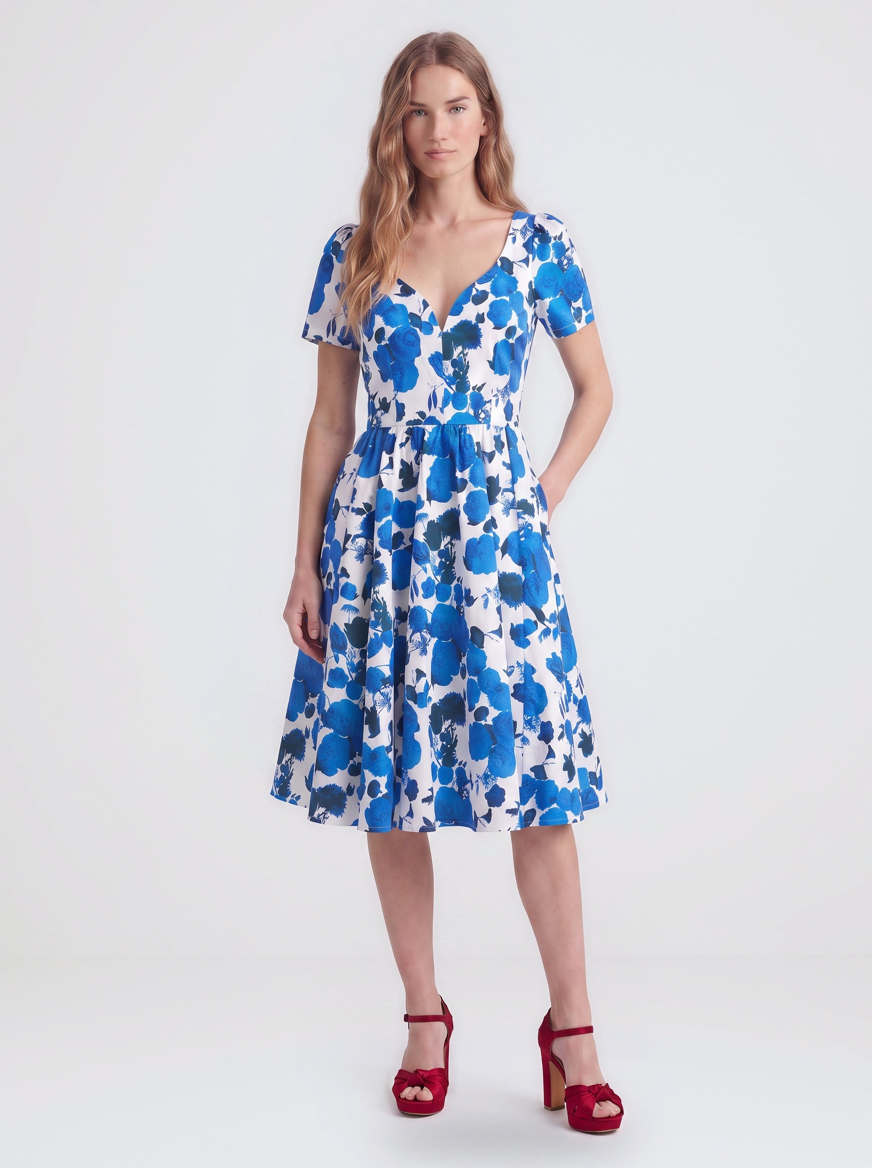 Lilith Swing Dress in Blue Fiori Dolce-Tactilefable