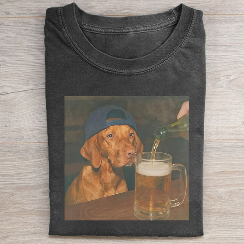 Funny Vizsla Drinking Beer T-shirt
