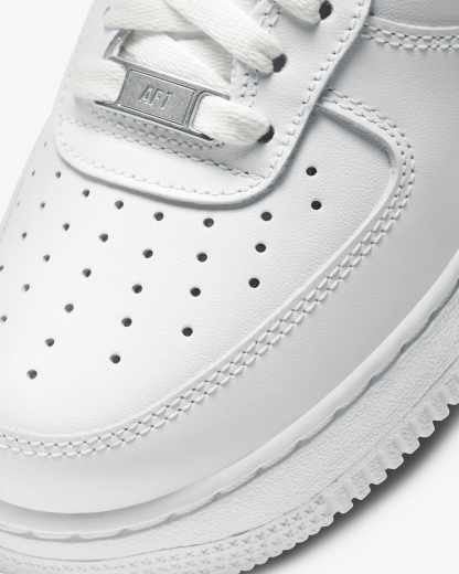 1 Low 07 White