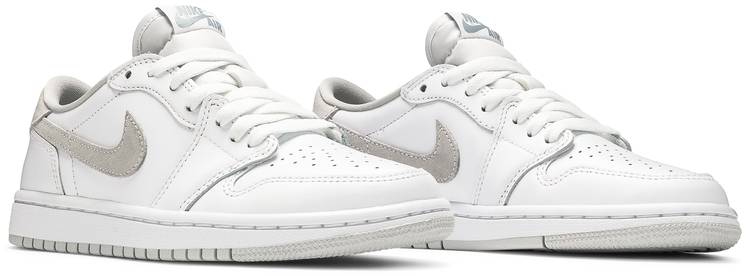 Wmns Retro Low OG 'Neutral Grey' 202CZ0775-100
