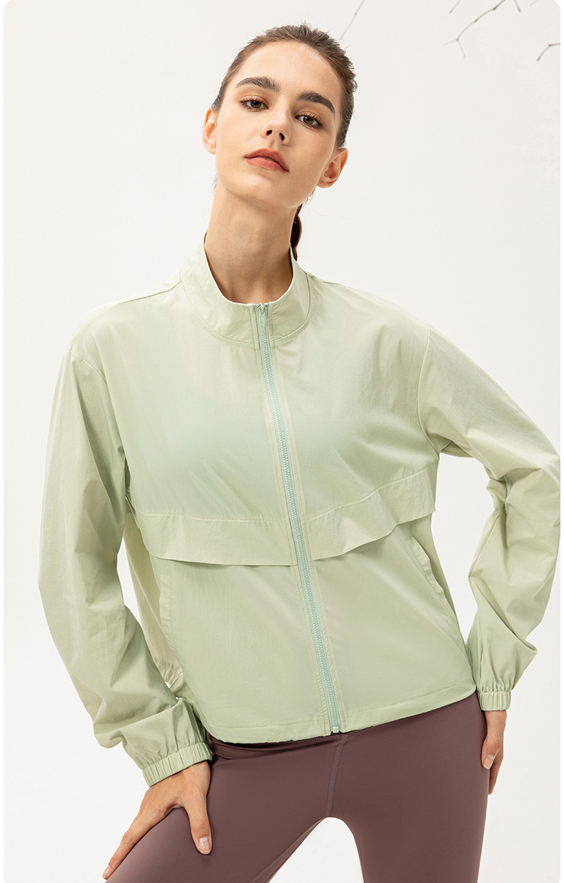Women’s Outdoor Windbreaker Jacket – Relaxed Zip-Up Mock Neck for Yoga, Running, Casual & Outdoor Wear