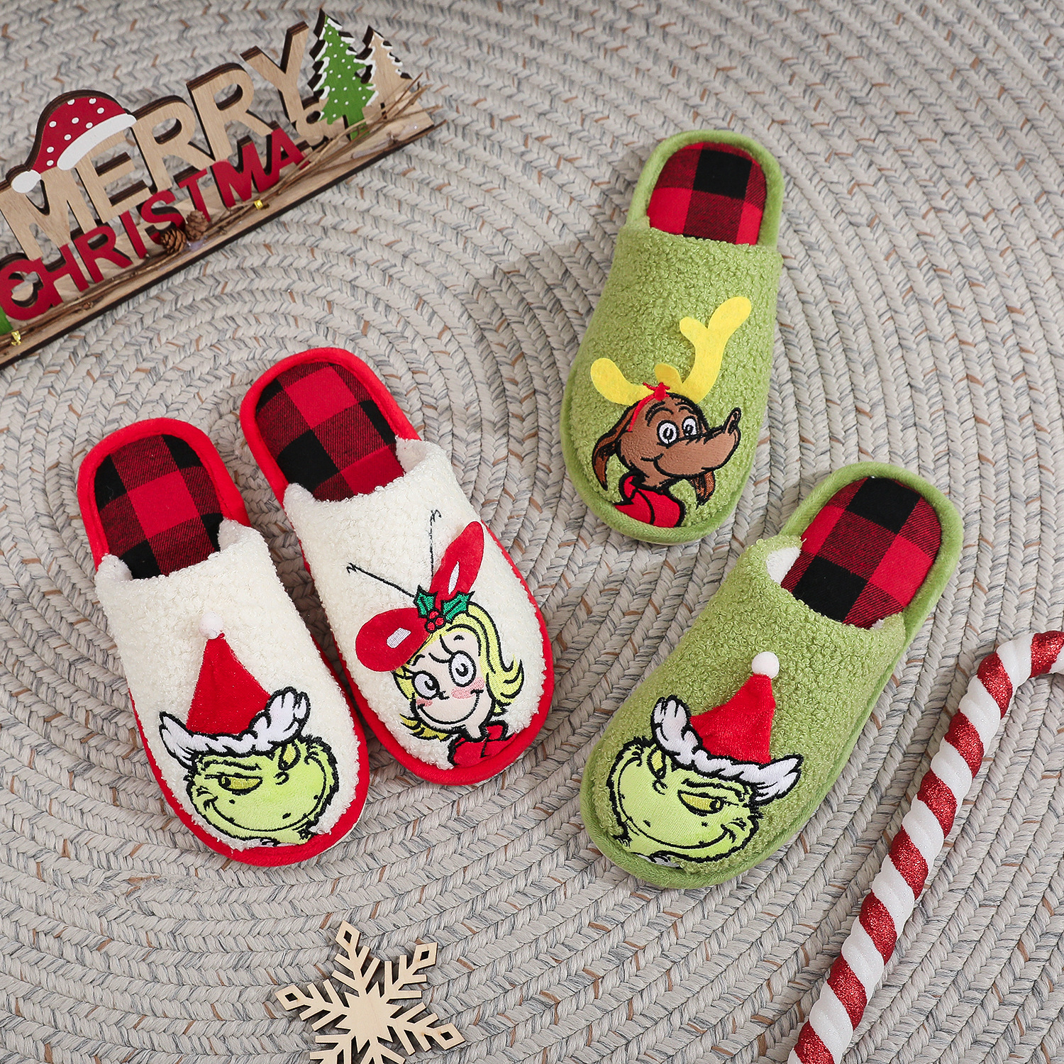 OLYRA Christmas Cozy Plush Slippers