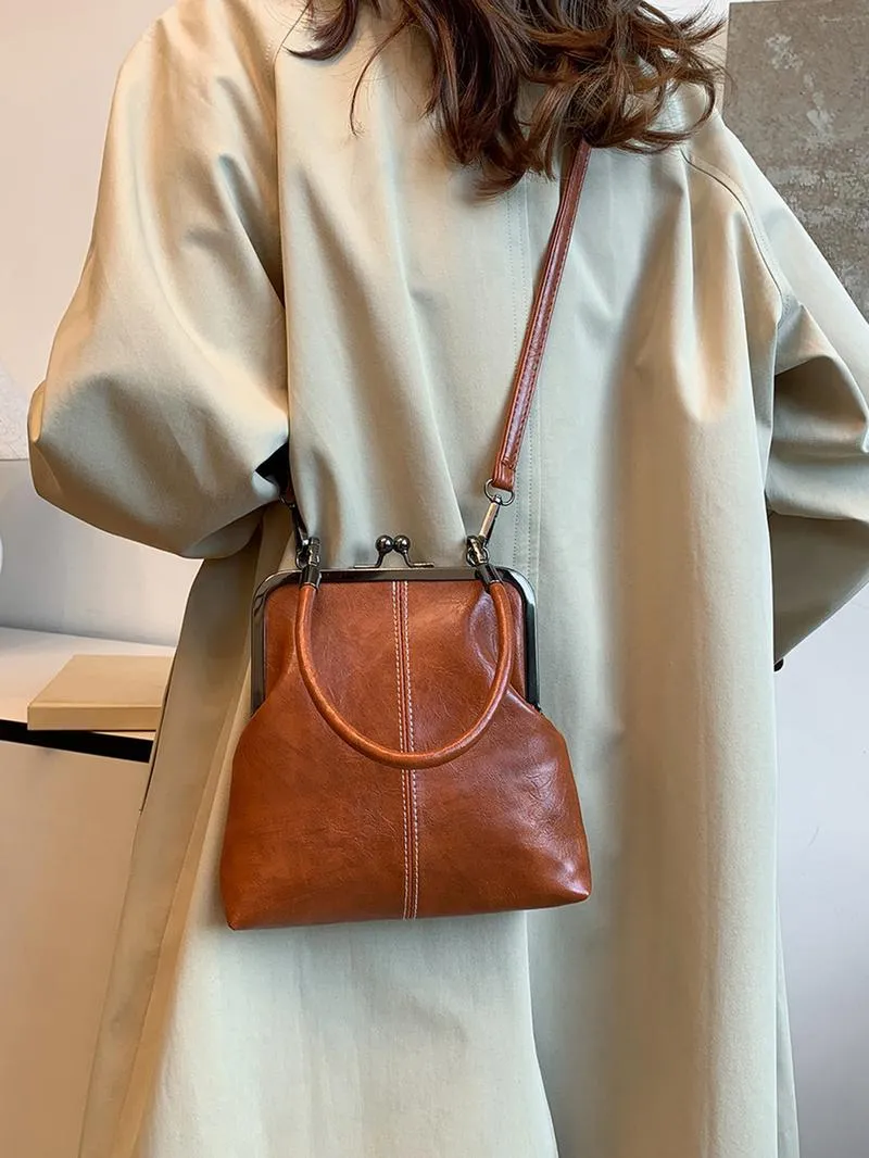 Vintage British style high-quality handbag  Retro style crossbody bag