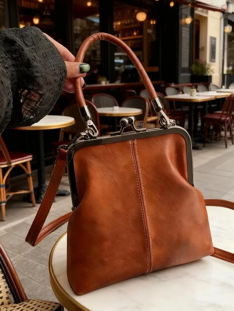 Vintage British style high-quality handbag  Retro style crossbody bag