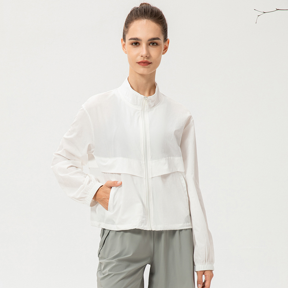 Women’s Outdoor Windbreaker Jacket – Relaxed Zip-Up Mock Neck for Yoga, Running, Casual & Outdoor Wear