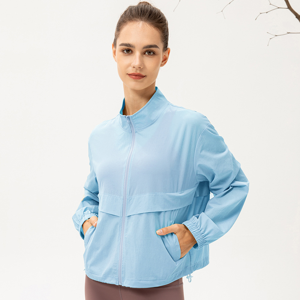 Women’s Outdoor Windbreaker Jacket – Relaxed Zip-Up Mock Neck for Yoga, Running, Casual & Outdoor Wear