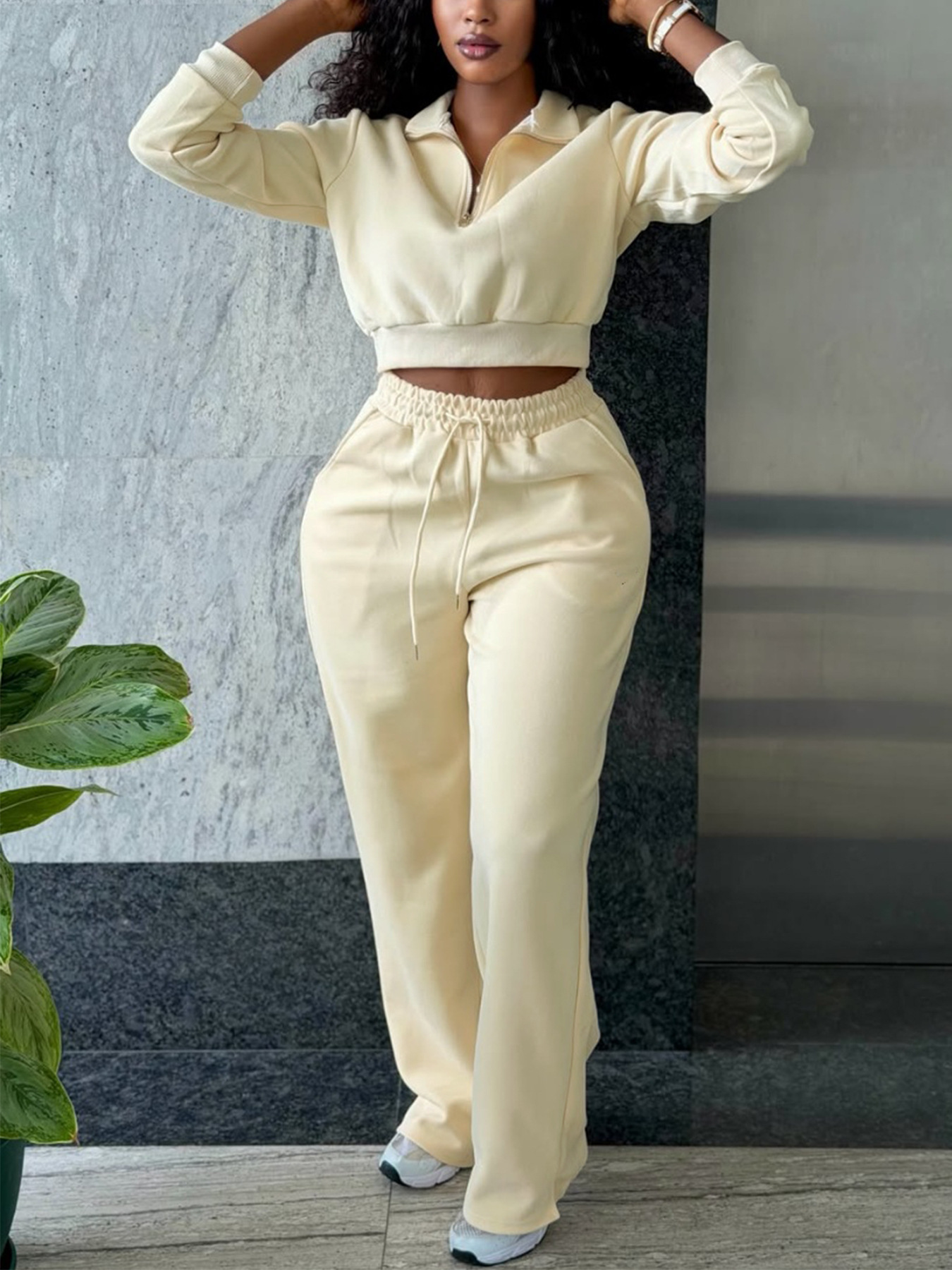 Women’s Autumn/Winter Two-Piece Set – Collared Sweatshirt & Drawstring Wide-Leg Trousers