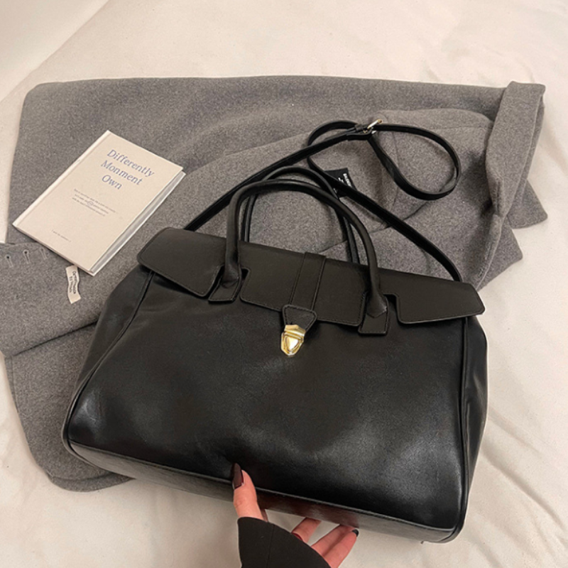 OLYRA Tote Bag