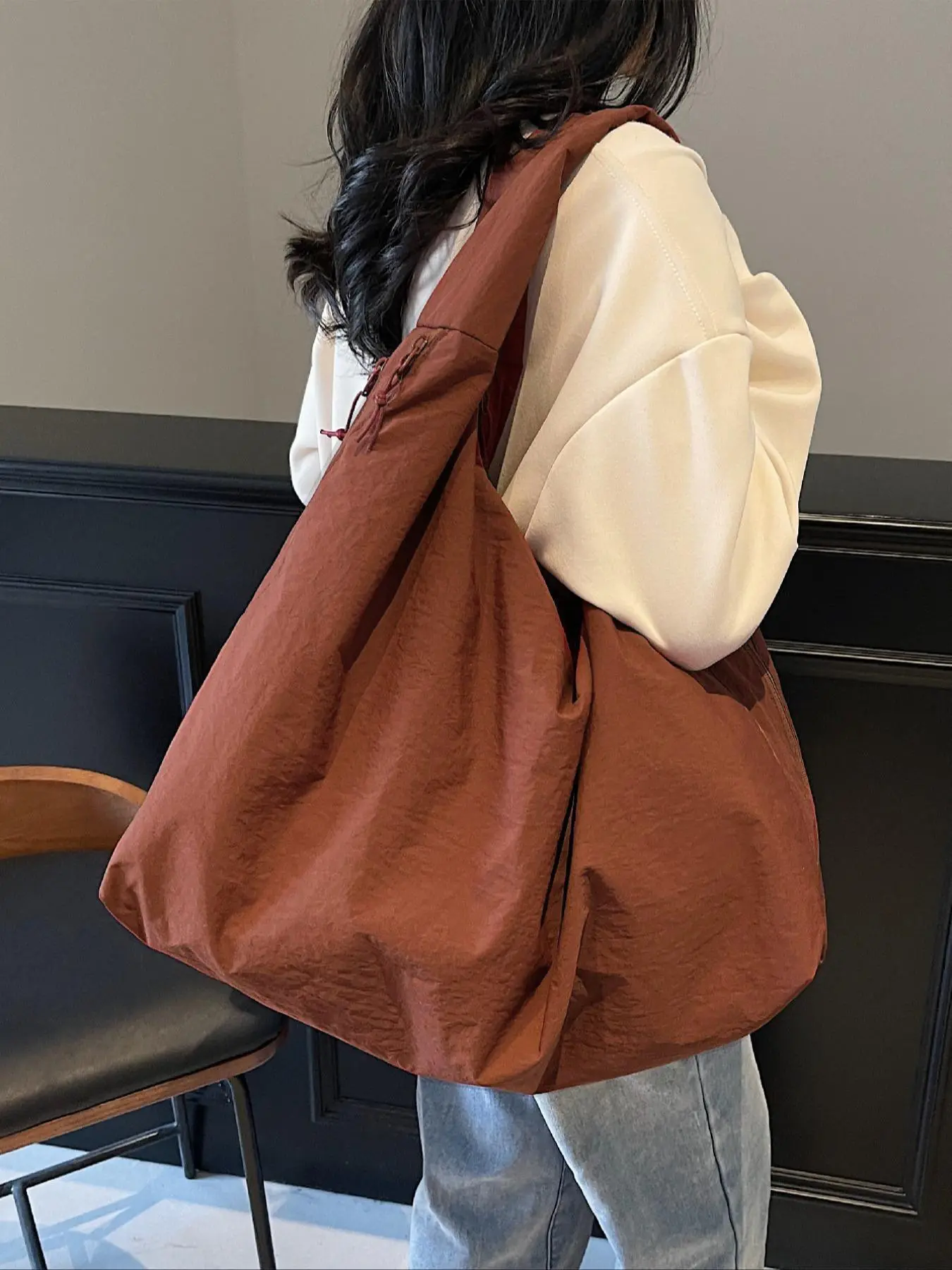 Women's Large Capacity Multi-Pocket Shoulder Bag, Velvet