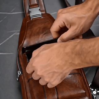 Retro Sling Bag – Water-Resistant, Intelligent Storage & Ergonomic Comfort
