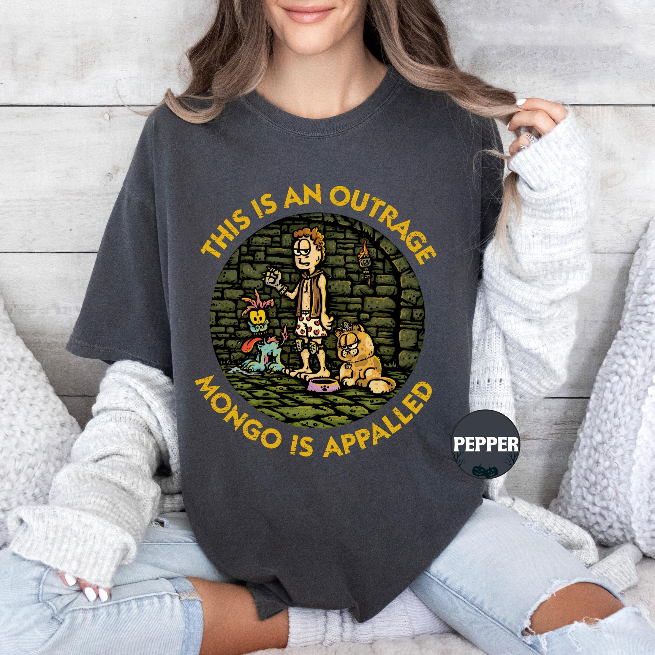 This Empty Food Bowl Is An Outrage! Dungeon Crawler Carl Fan Graphic Unisex T-shirt/Crewneck/Hoodie