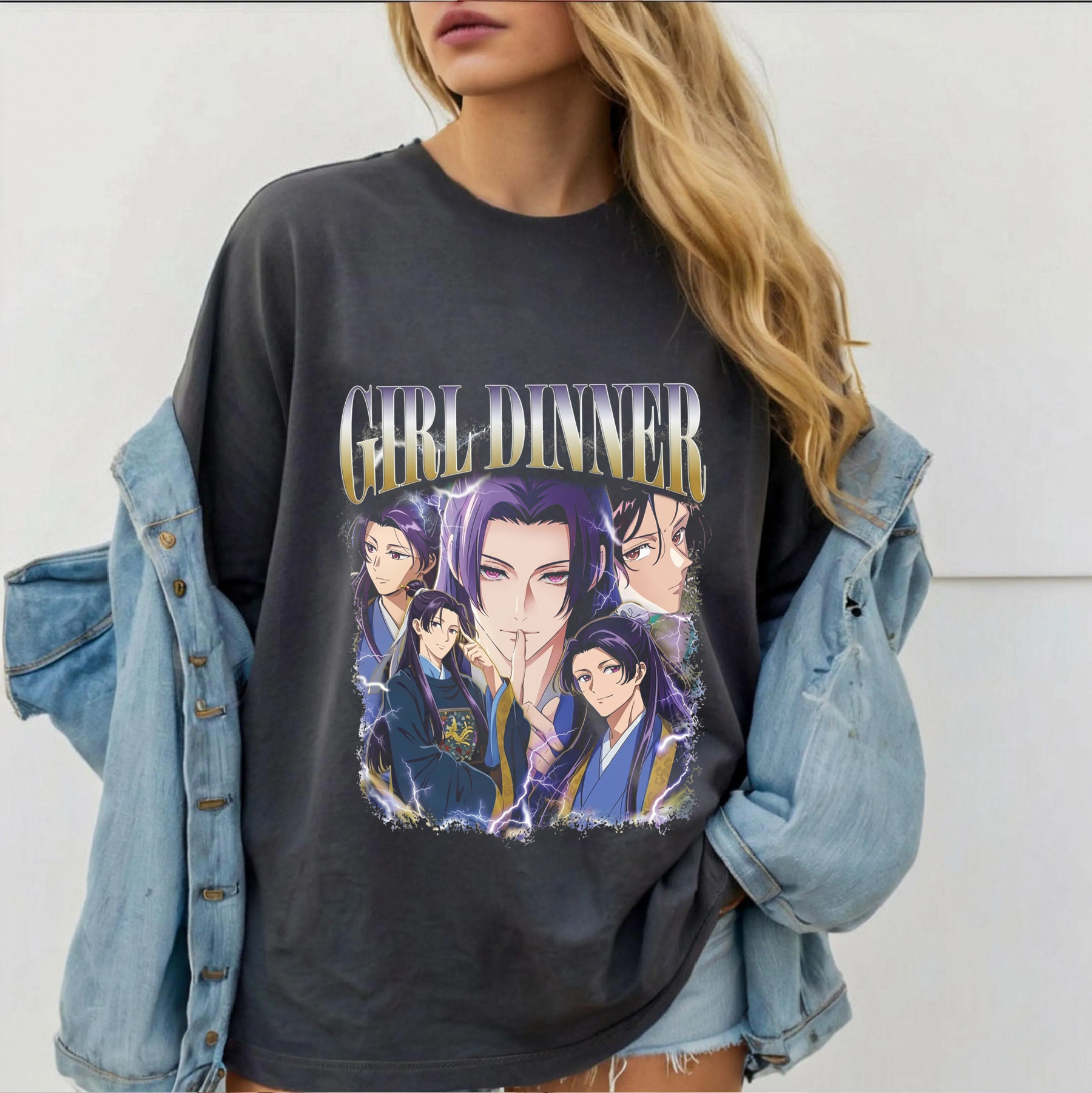 Girl Dinner Fall in Love with Shy Frog: Discover Adorable Oversized T-shirt/Crewneck/Hoodie
