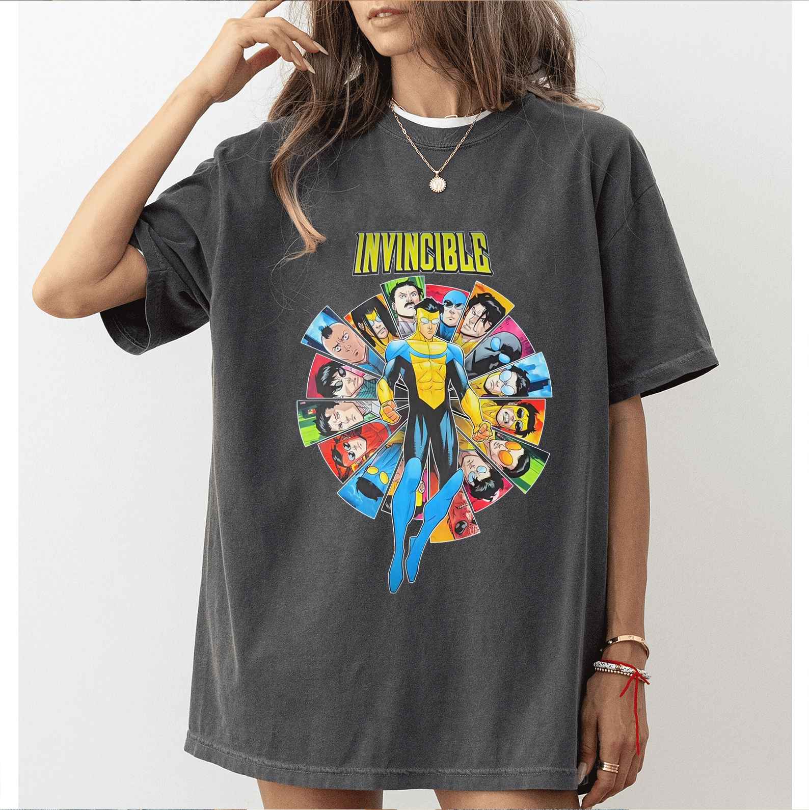 Invincible Oversized T-shirt/Crewneck/Hoodie