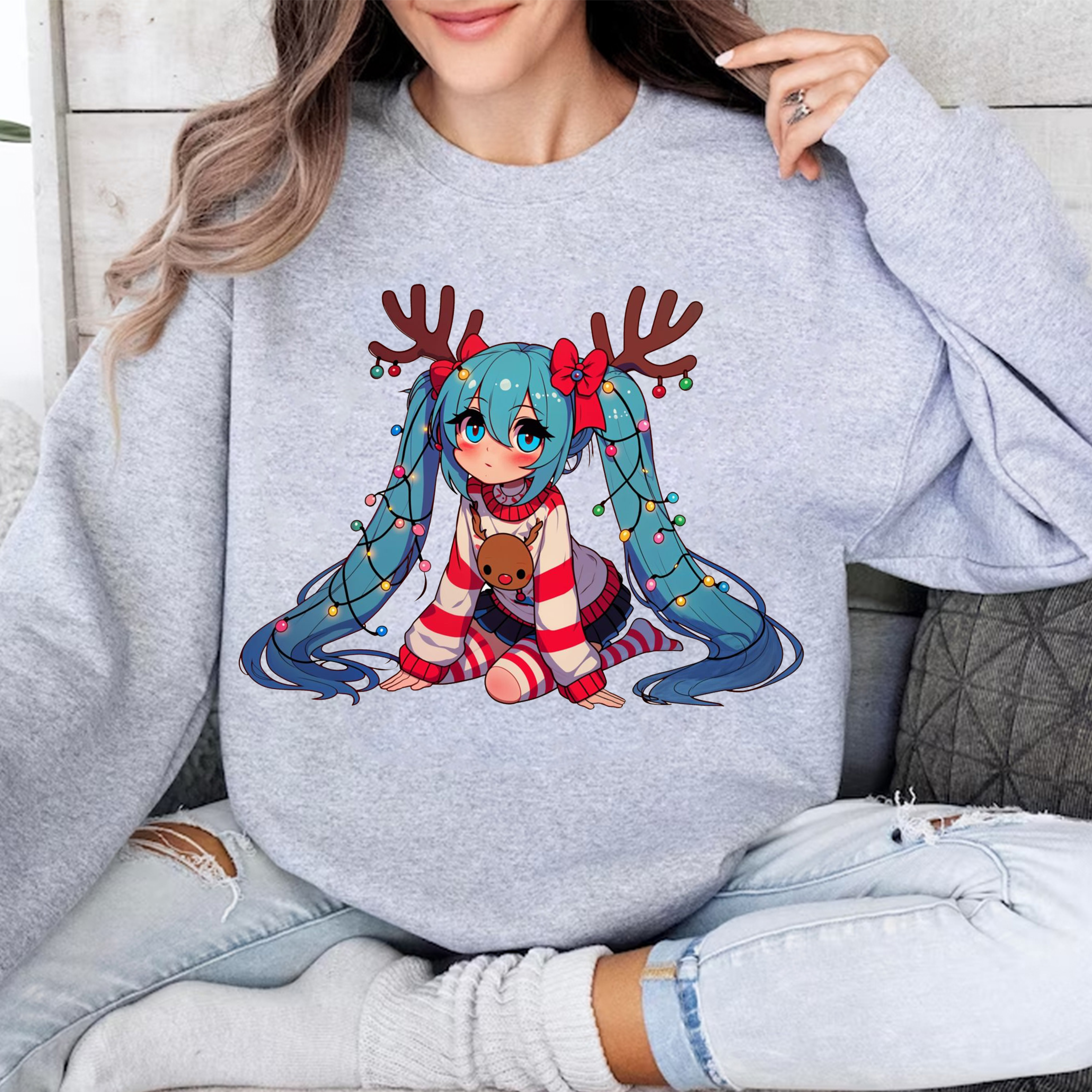 Christmas Hatsune Miku Unisex T-shirt/Crewneck/Hoodie