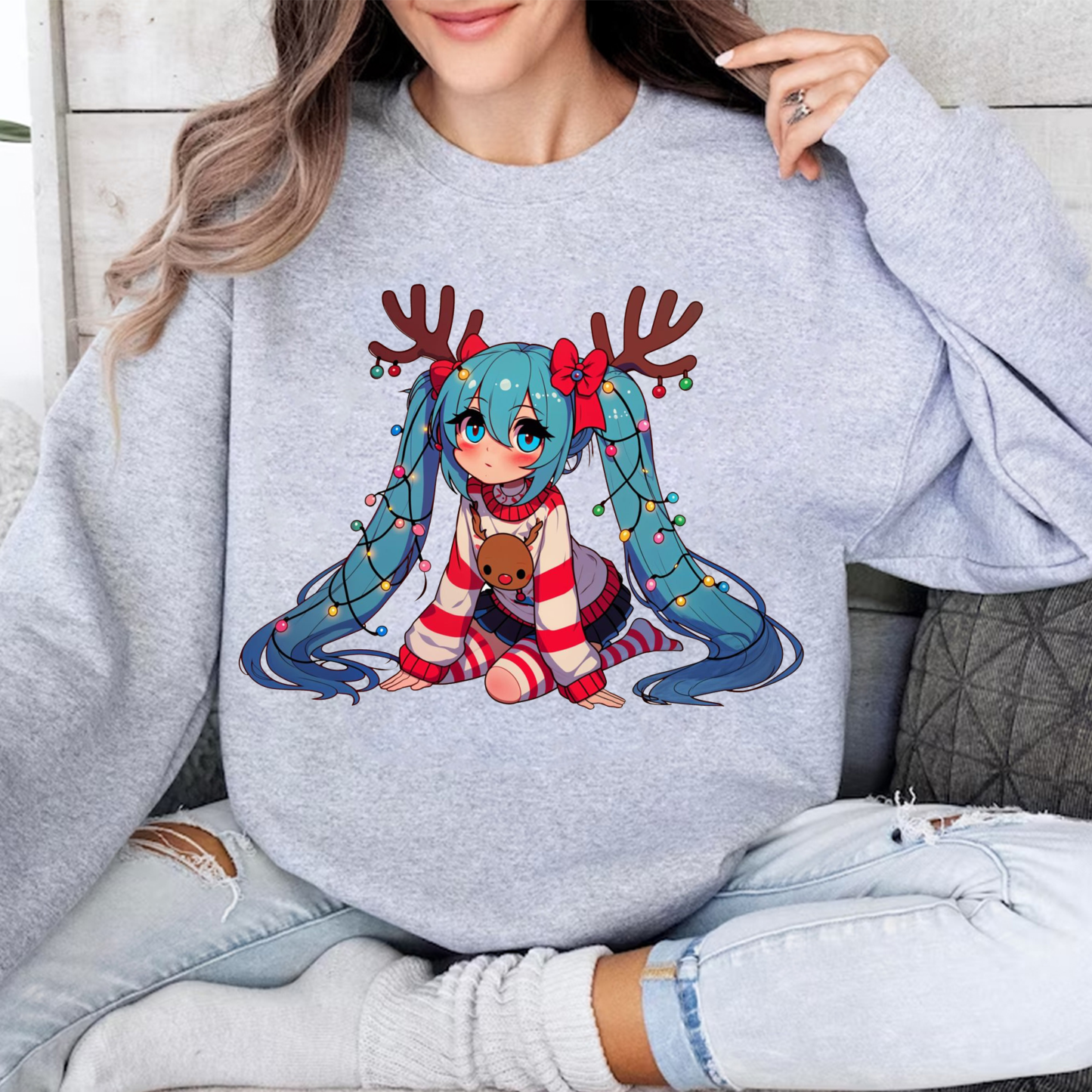 Christmas Hatsune Miku Unisex T-shirt/Crewneck/Hoodie
